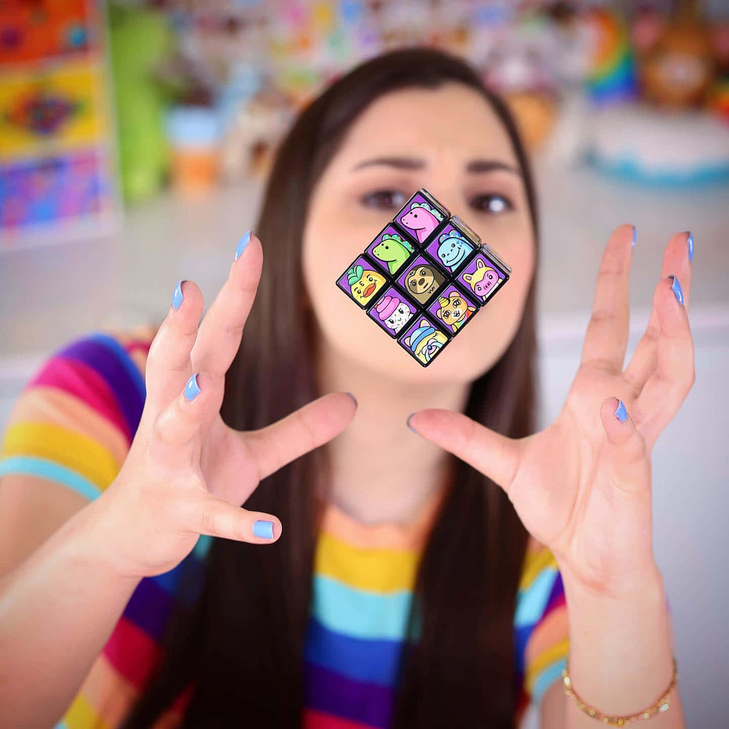 Moriah Elizabeth, rainbow striped shirt, colorful Rubik's cube, HD Desktop Wallpaper