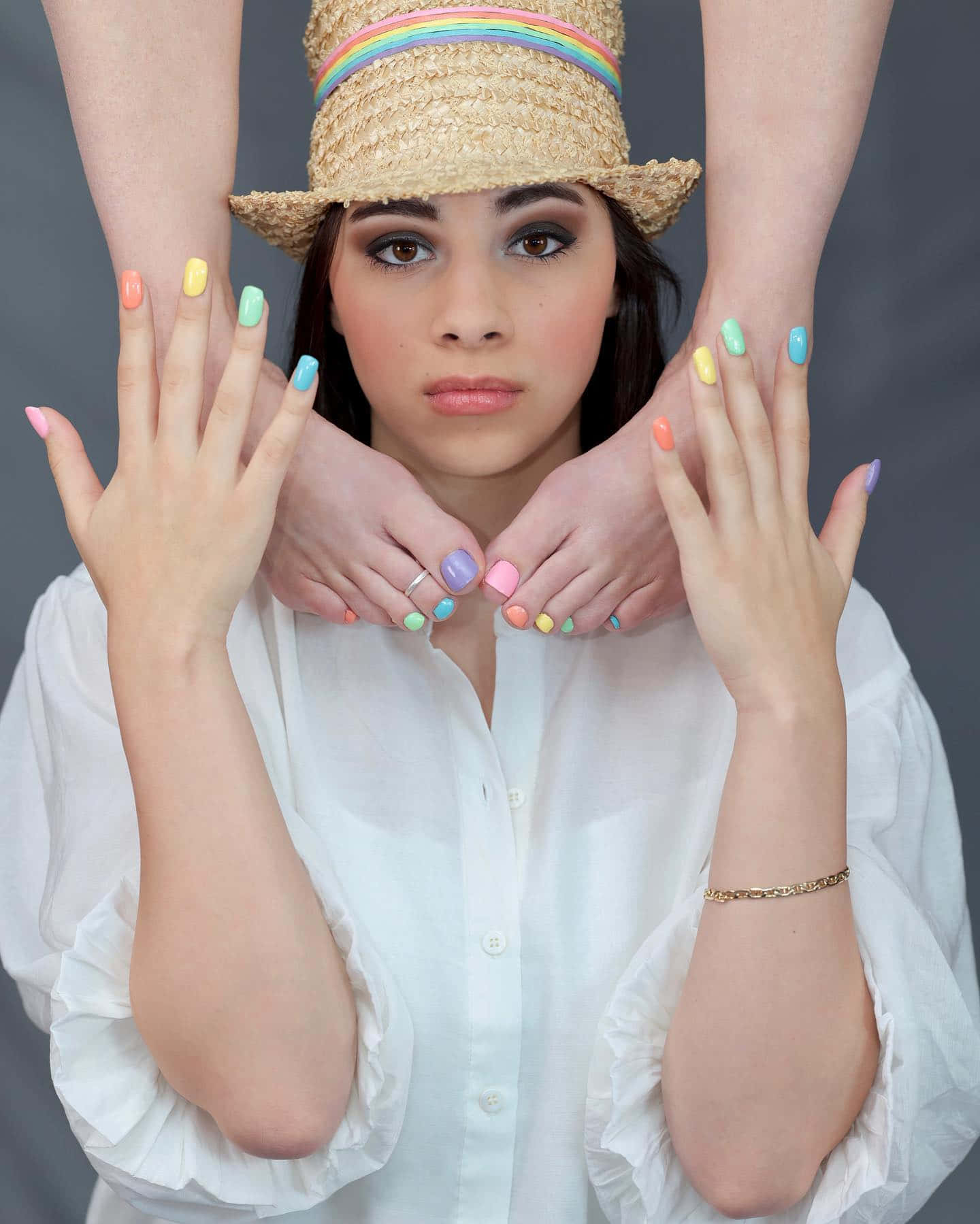 Moriah Elizabeth, straw hat with rainbow band, colorful pastel nails, HD Phone Wallpaper