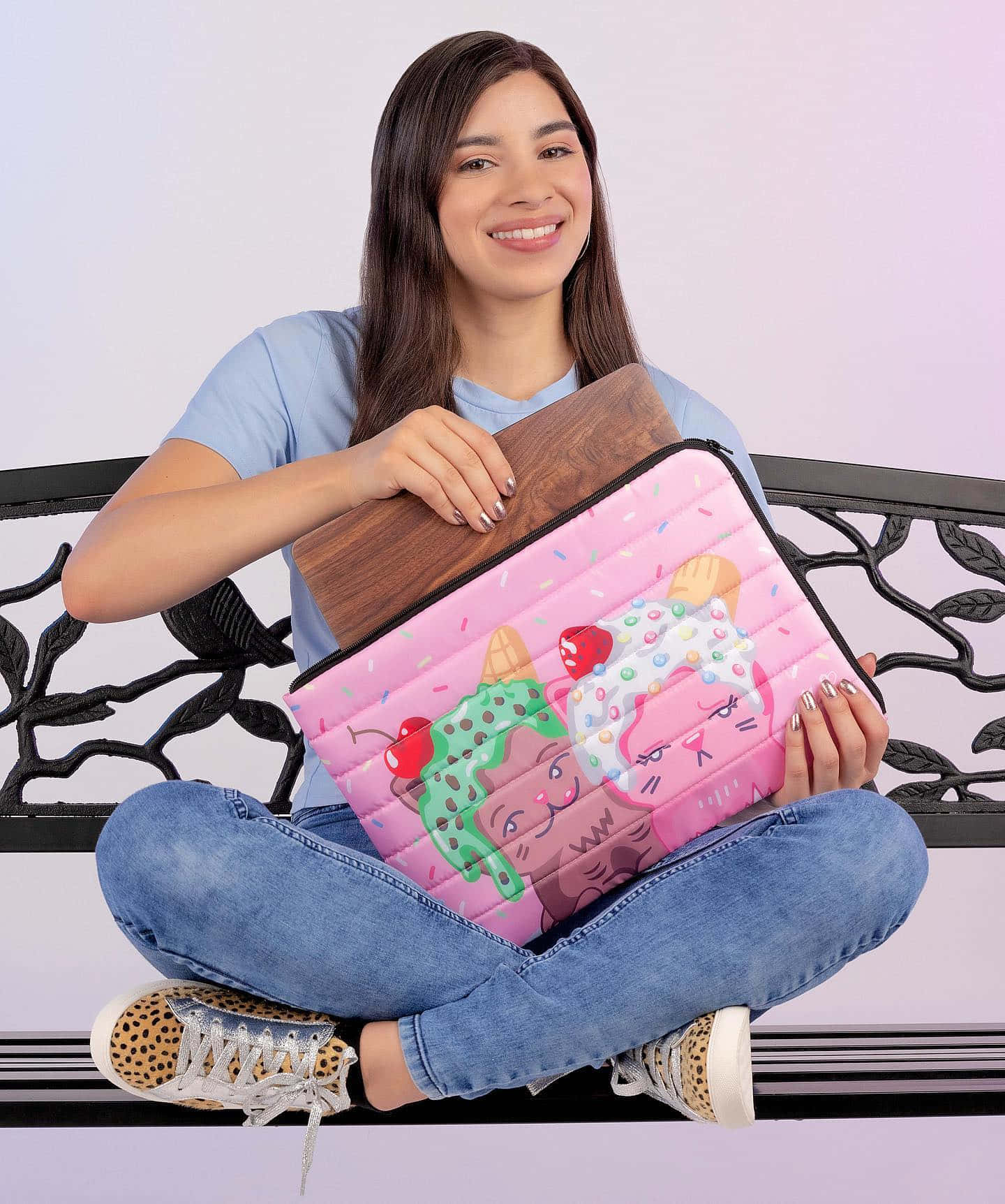 Moriah Elizabeth, pink quilted laptop sleeve, ice cream cone characters, HD Phone Wallpaper
