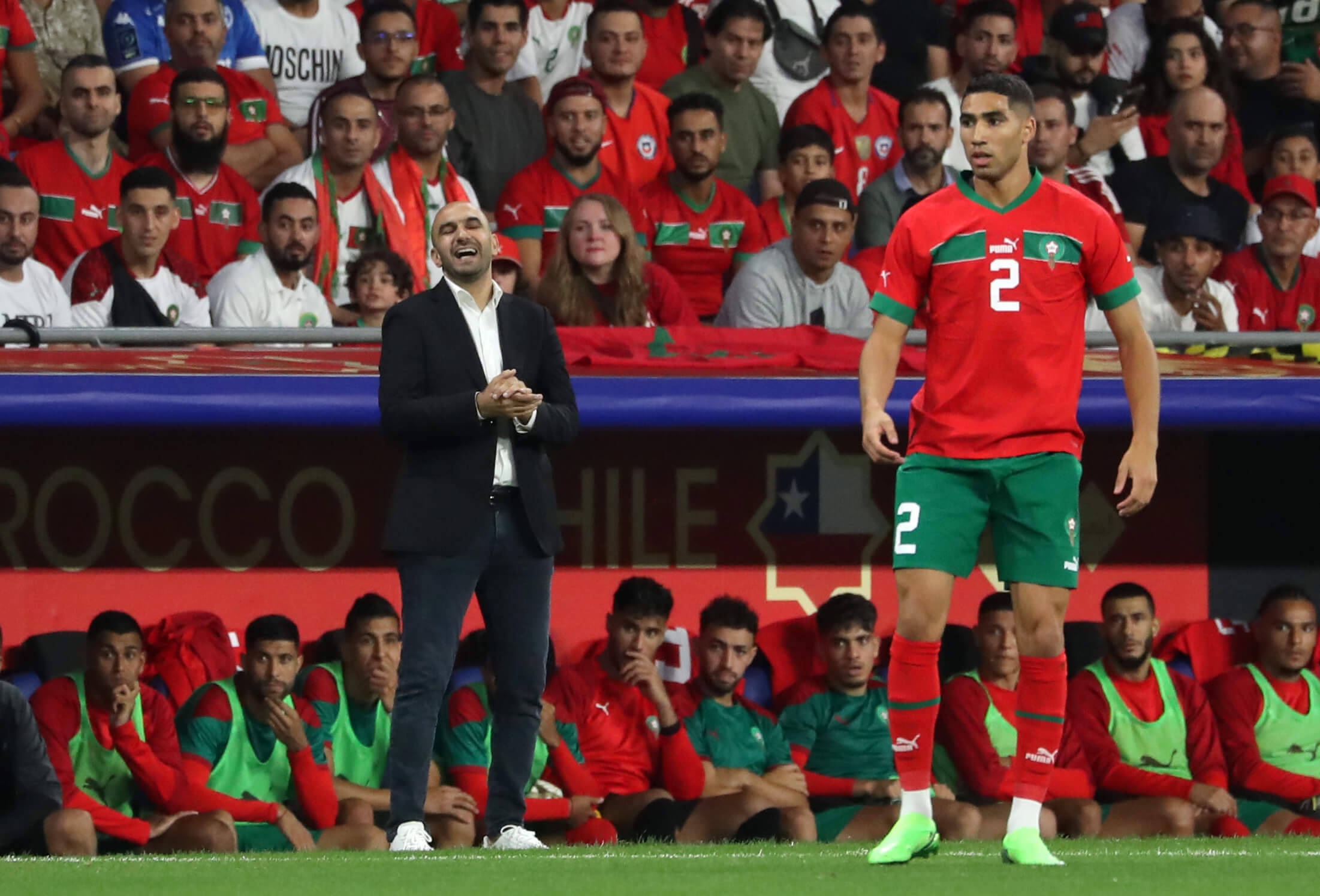 Morocco National Football Team, red and green jersey, football coach, Full HD Desktop Wallpaper
