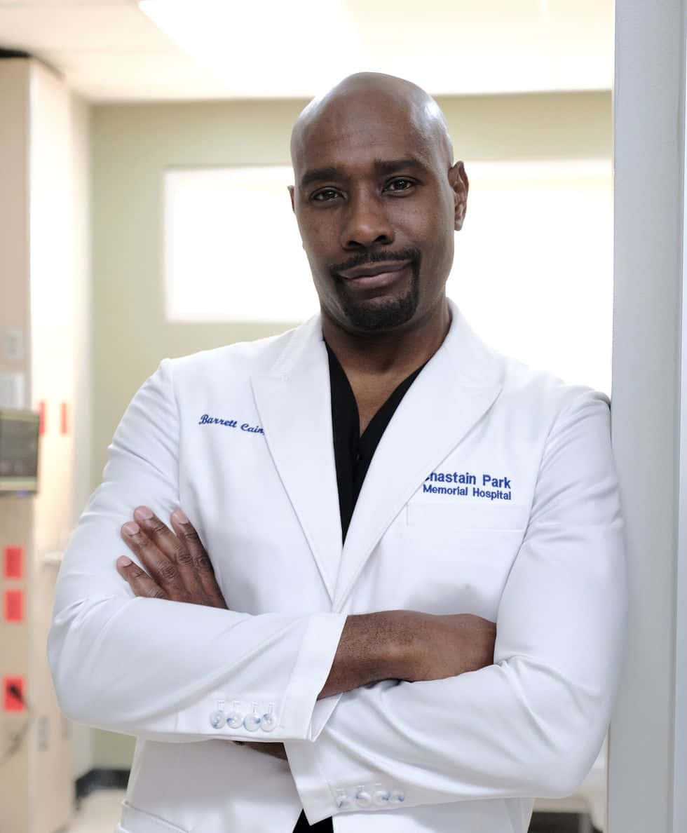 Morris Chestnut, white medical coat, hospital hallway, SD Phone Wallpaper