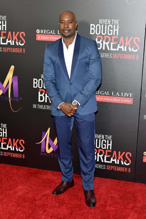 Morris Chestnut, red carpet, blue suit, SD Phone Wallpaper