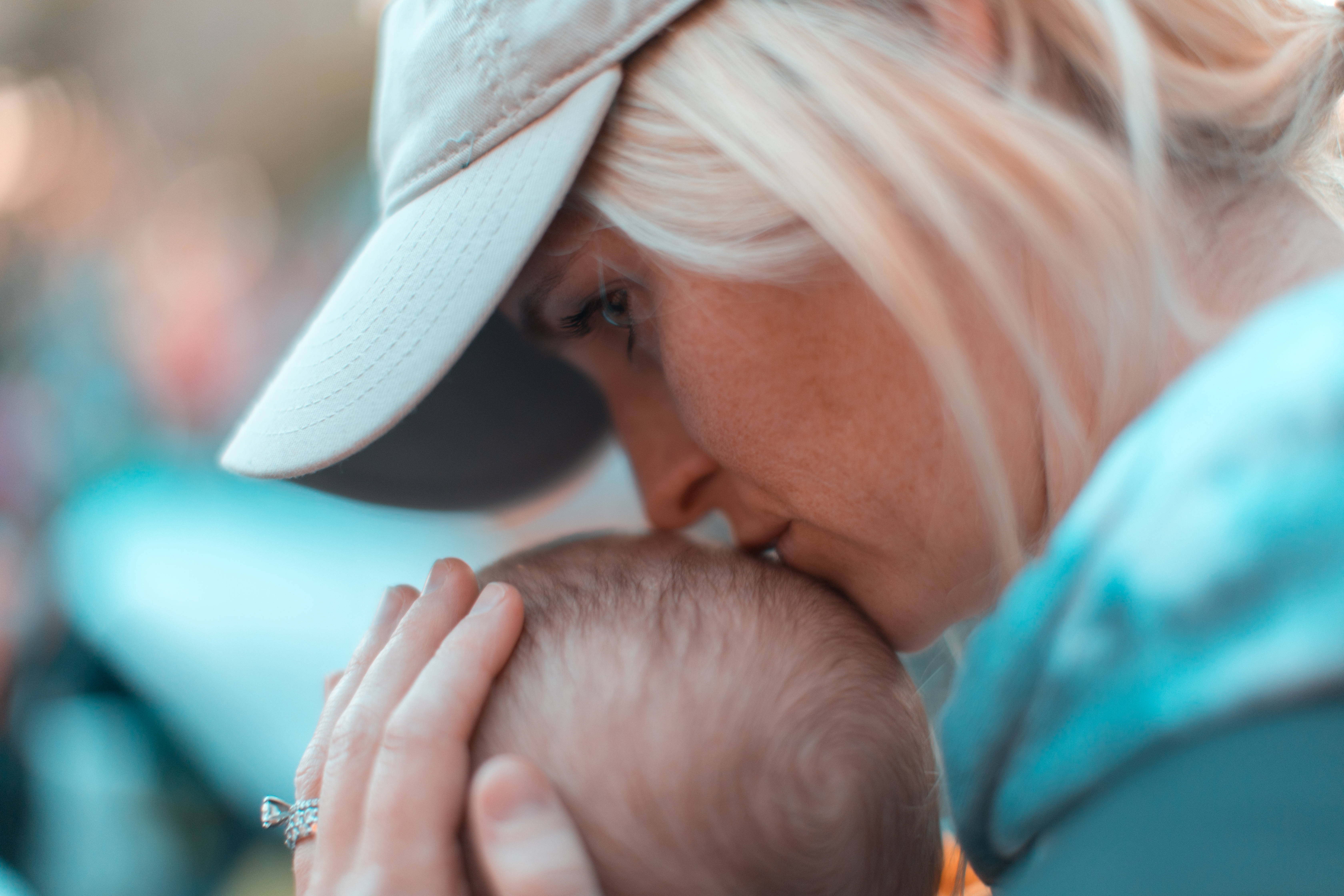 Mothers Day, blonde woman, baby, 5K Desktop Wallpaper