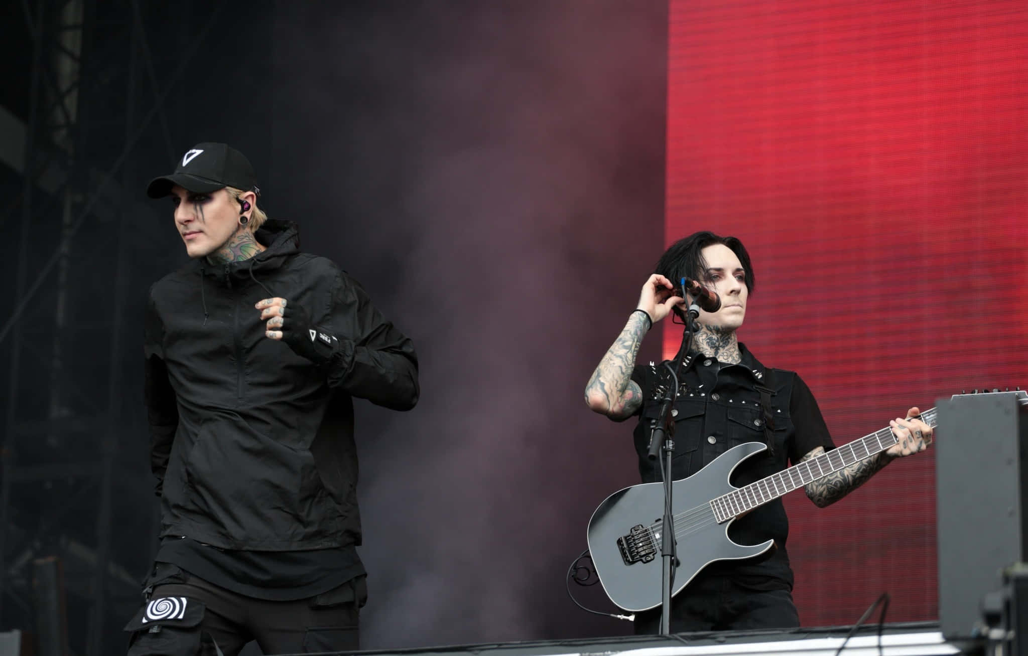 Motionless in White, rock concert performance, gray electric guitar, Full HD Desktop Wallpaper