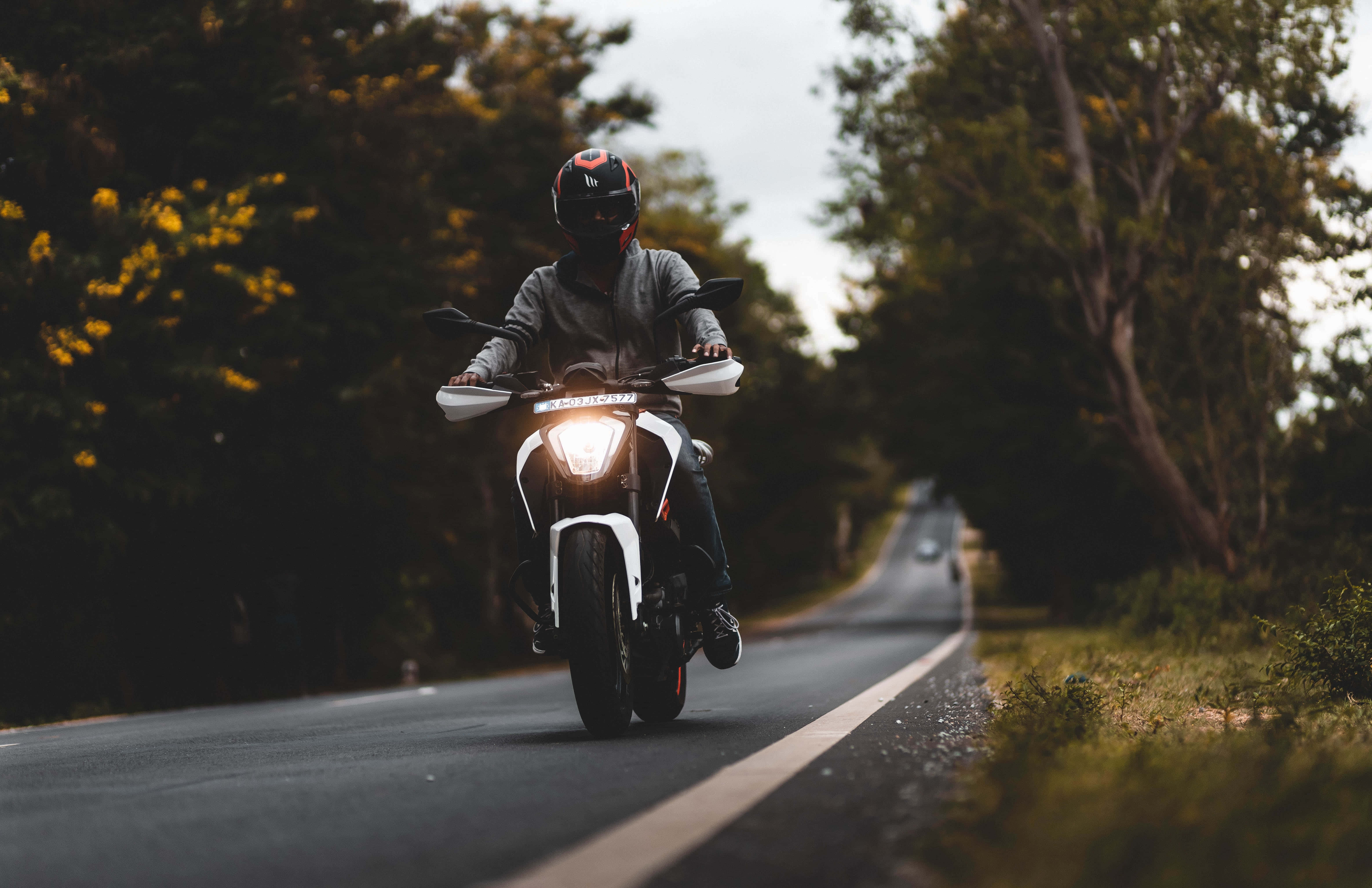 motorcyclist, helmet, white bike, 5K Desktop Wallpaper