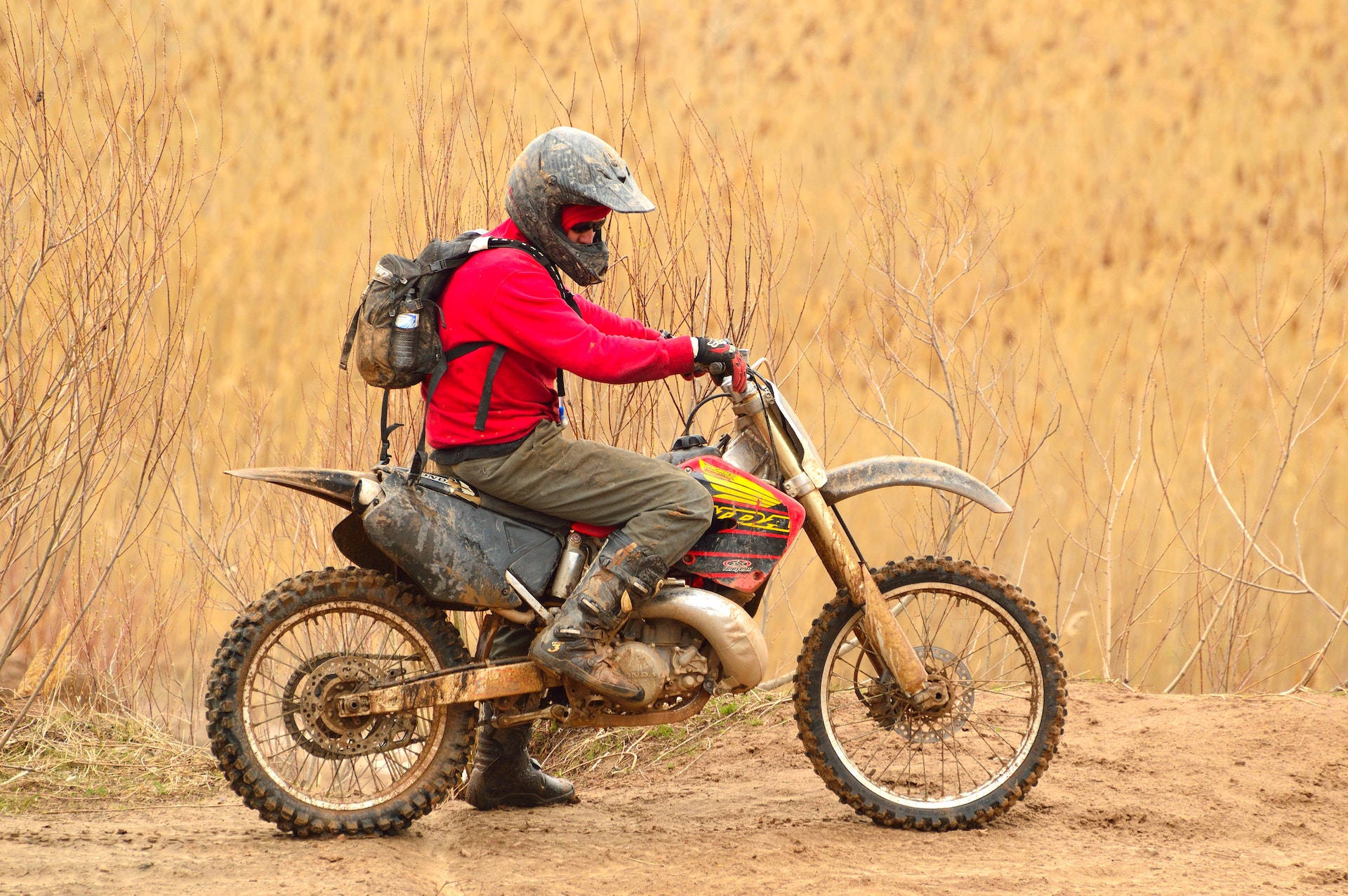 dirt bike, red gear, muddy trail, Full HD Desktop Wallpaper