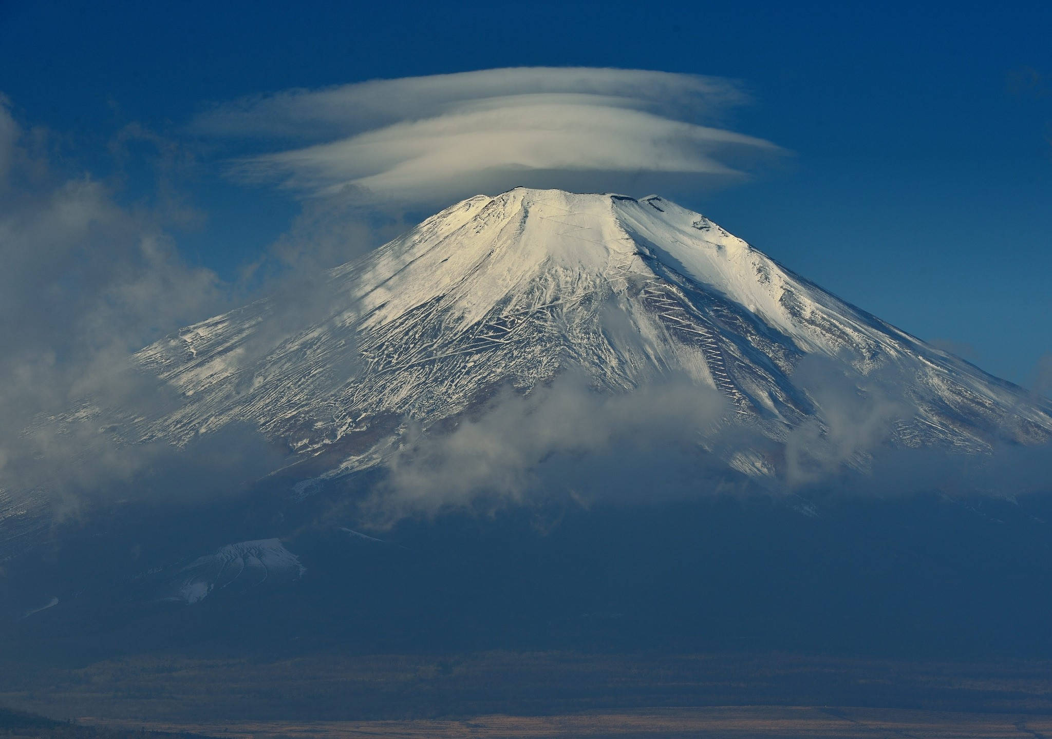 Mount Fuji, cloudy peak, lenticular cloud, Full HD Desktop Wallpaper