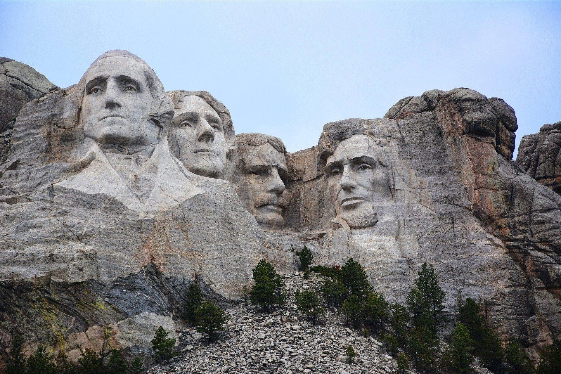 Mount Rushmore, four presidential faces, pale blue sky, Full HD Desktop Wallpaper