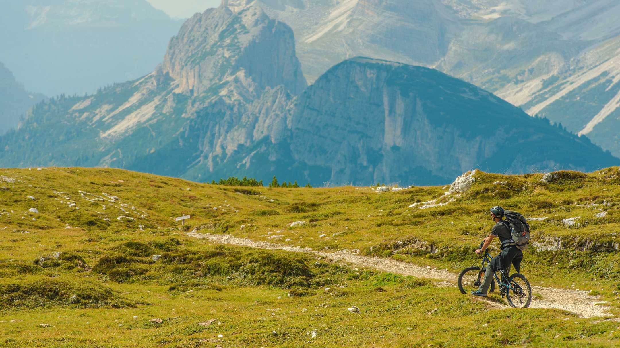 cyclist, mountain biking, winding dirt trail, Full HD Desktop Wallpaper