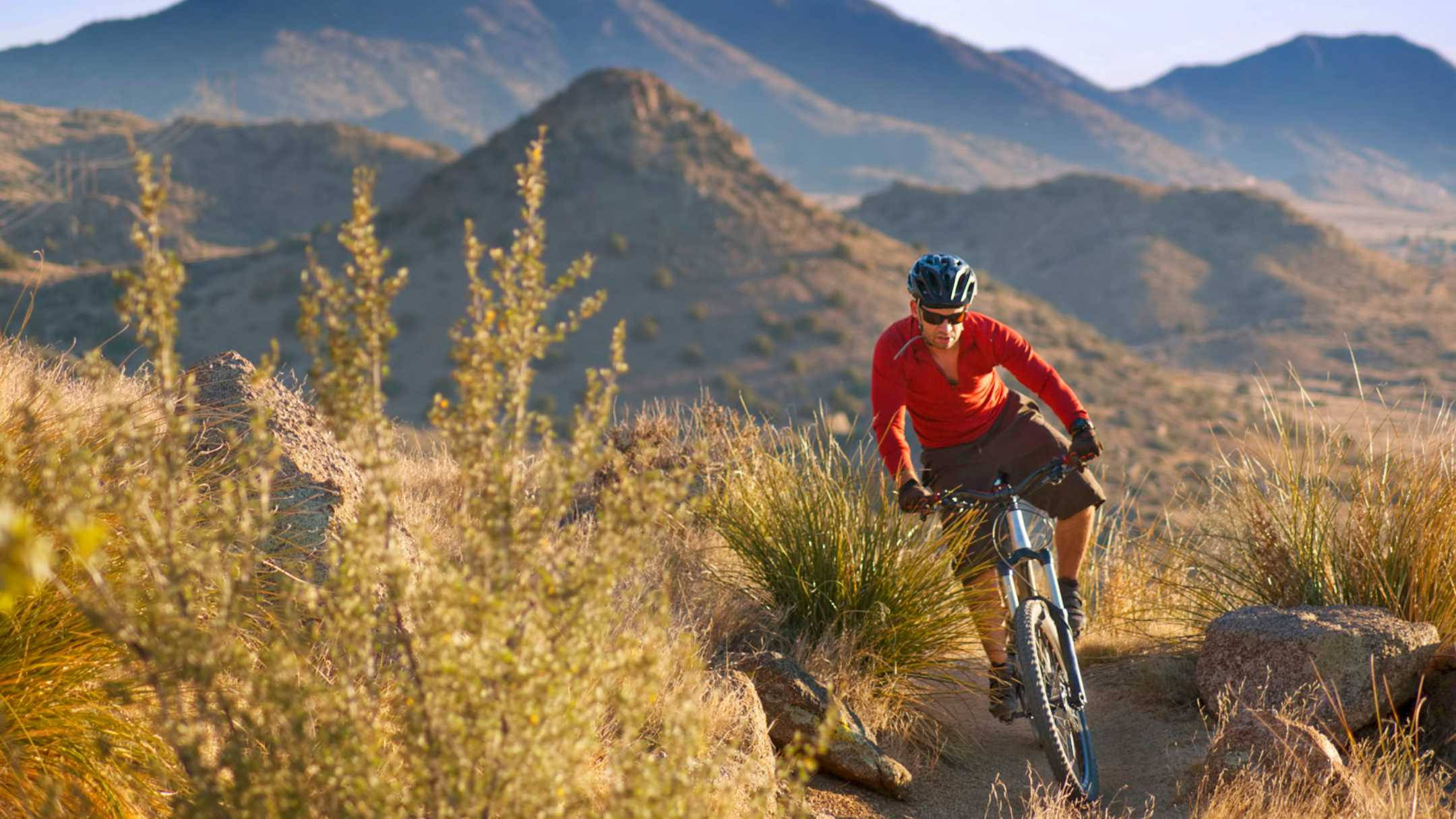 mountain bike, red shirt, sunlit desert trail, Full HD Desktop Wallpaper