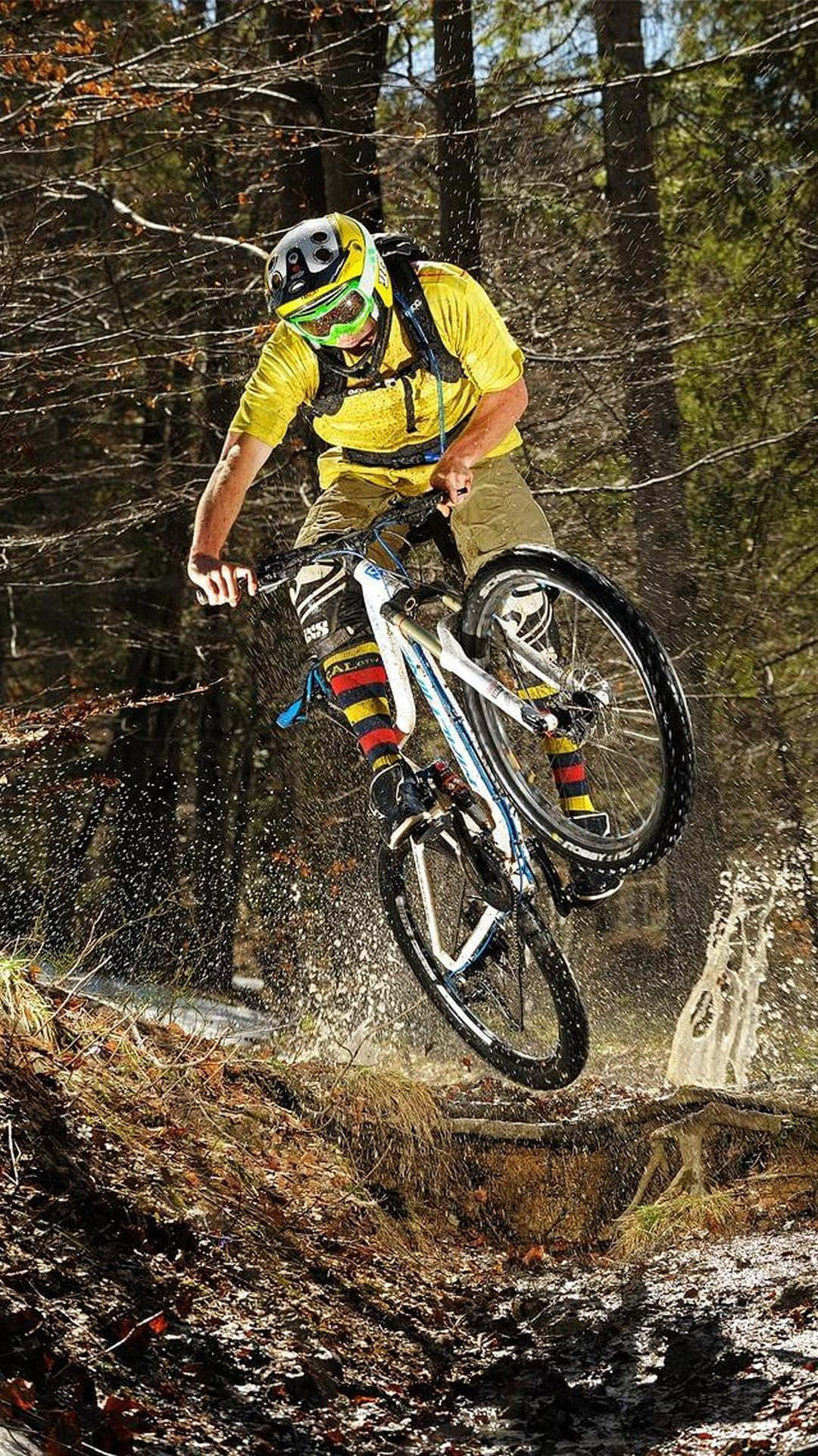 mountain bike, yellow jersey, muddy trail, Full HD Phone Wallpaper