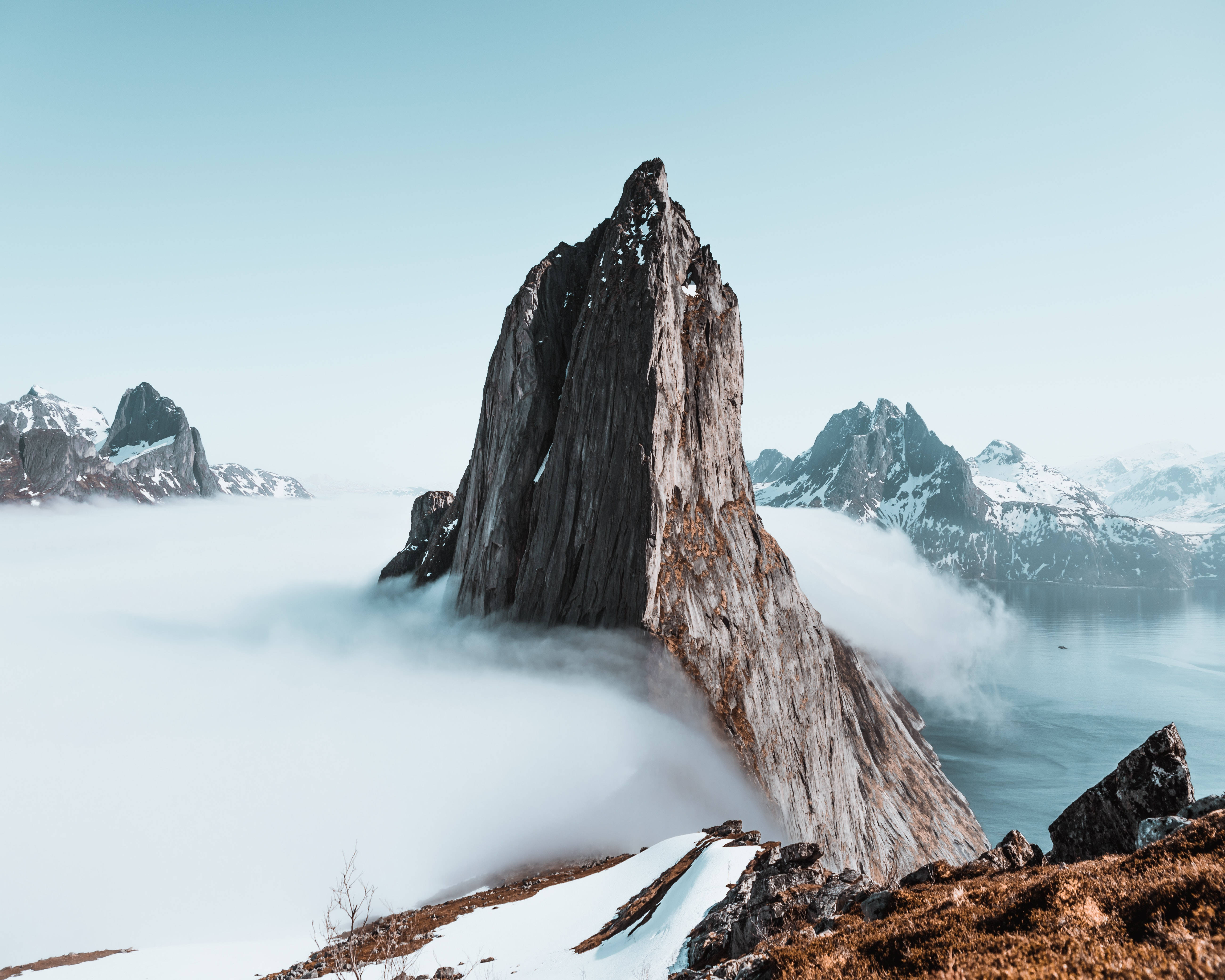 Mountain iPhone, rocky peak, sea of clouds, 5K Desktop Wallpaper