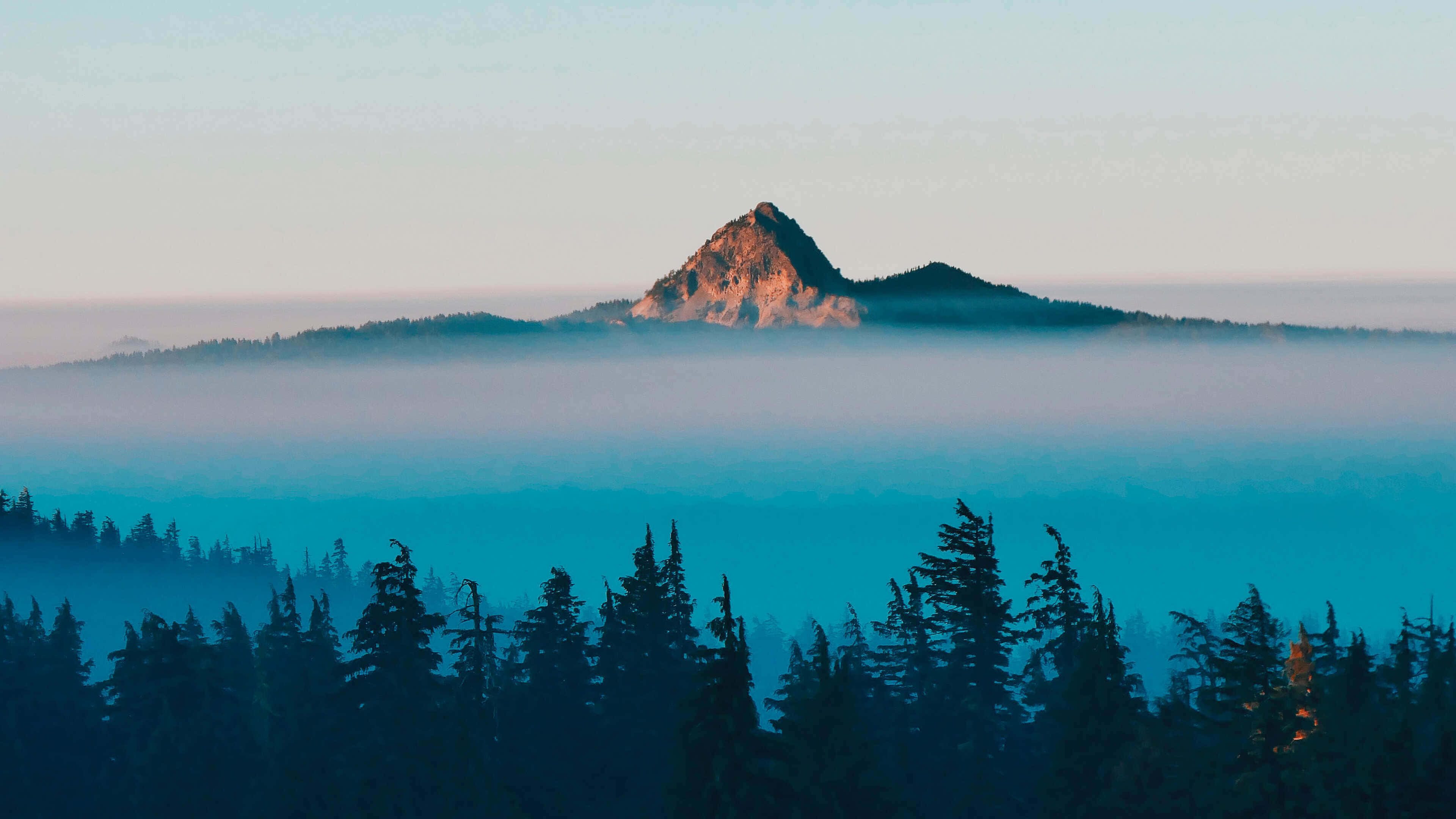 misty mountain peak, dawn, blue mist, 4K Desktop Wallpaper