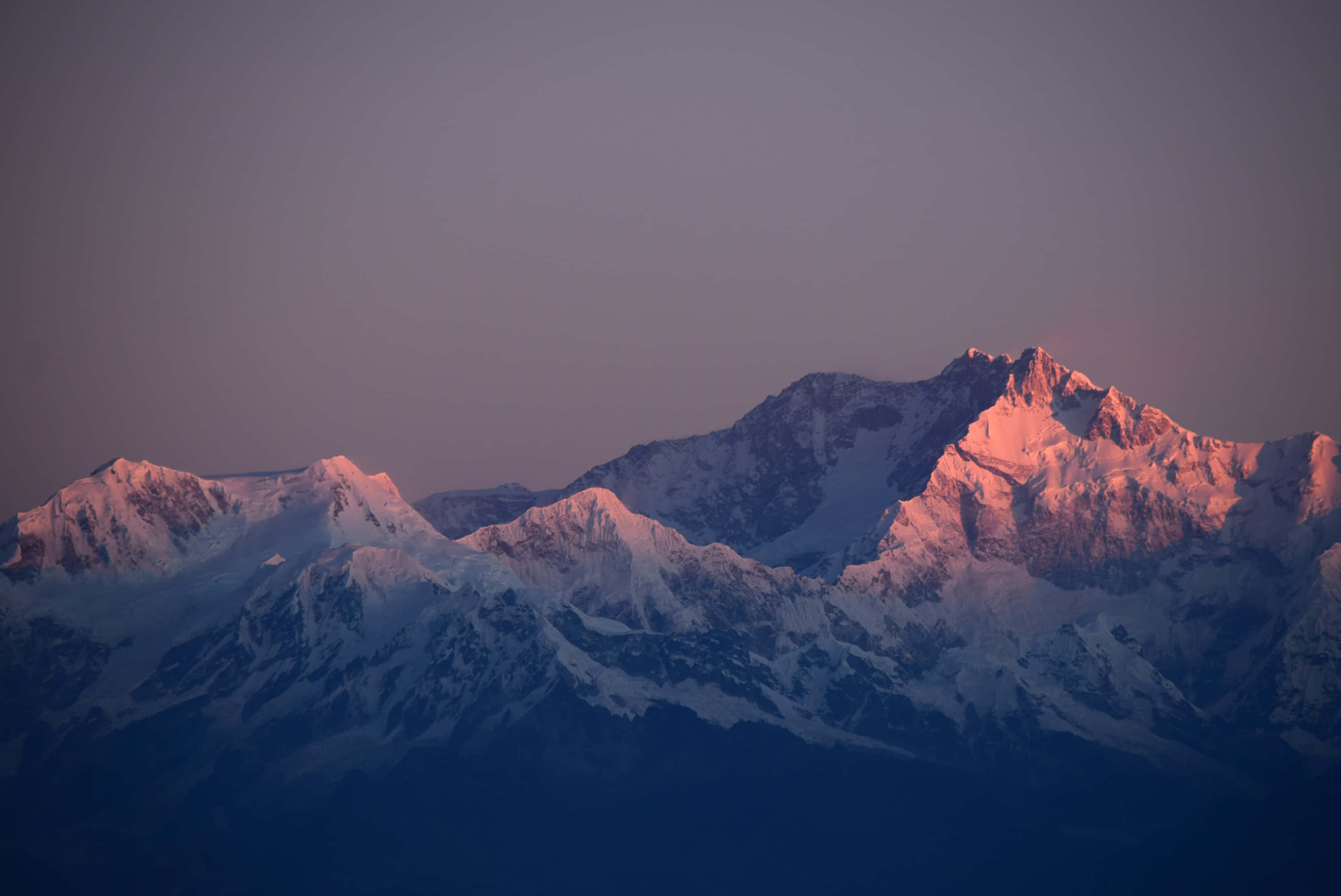 mountain range, sunset, snowcapped mountain peaks, 2K Desktop Wallpaper