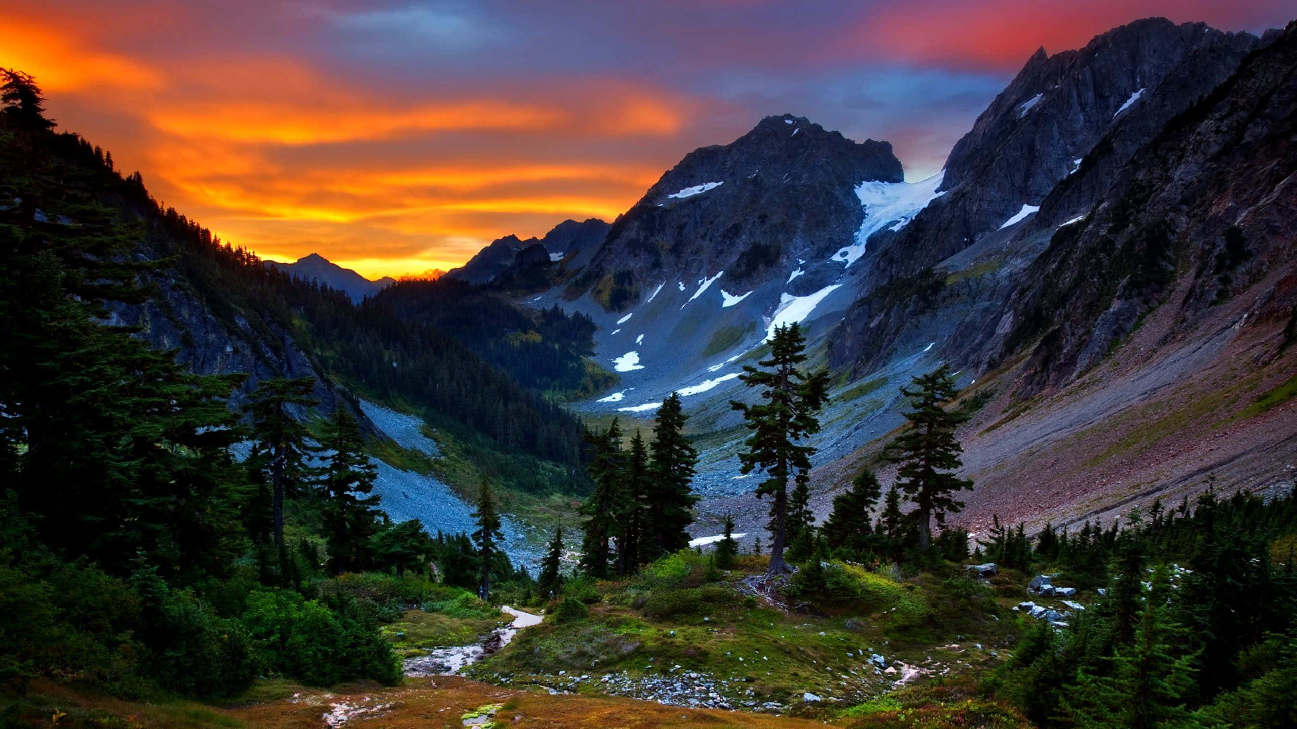 mountain valley, sunset, fiery orange clouds, 2K Desktop Wallpaper