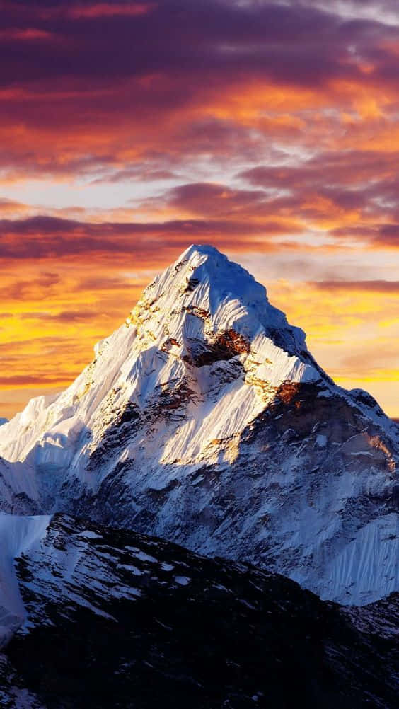 mountain range, pink and purple dusk sky, snowcapped mountain peak, SD Phone Wallpaper