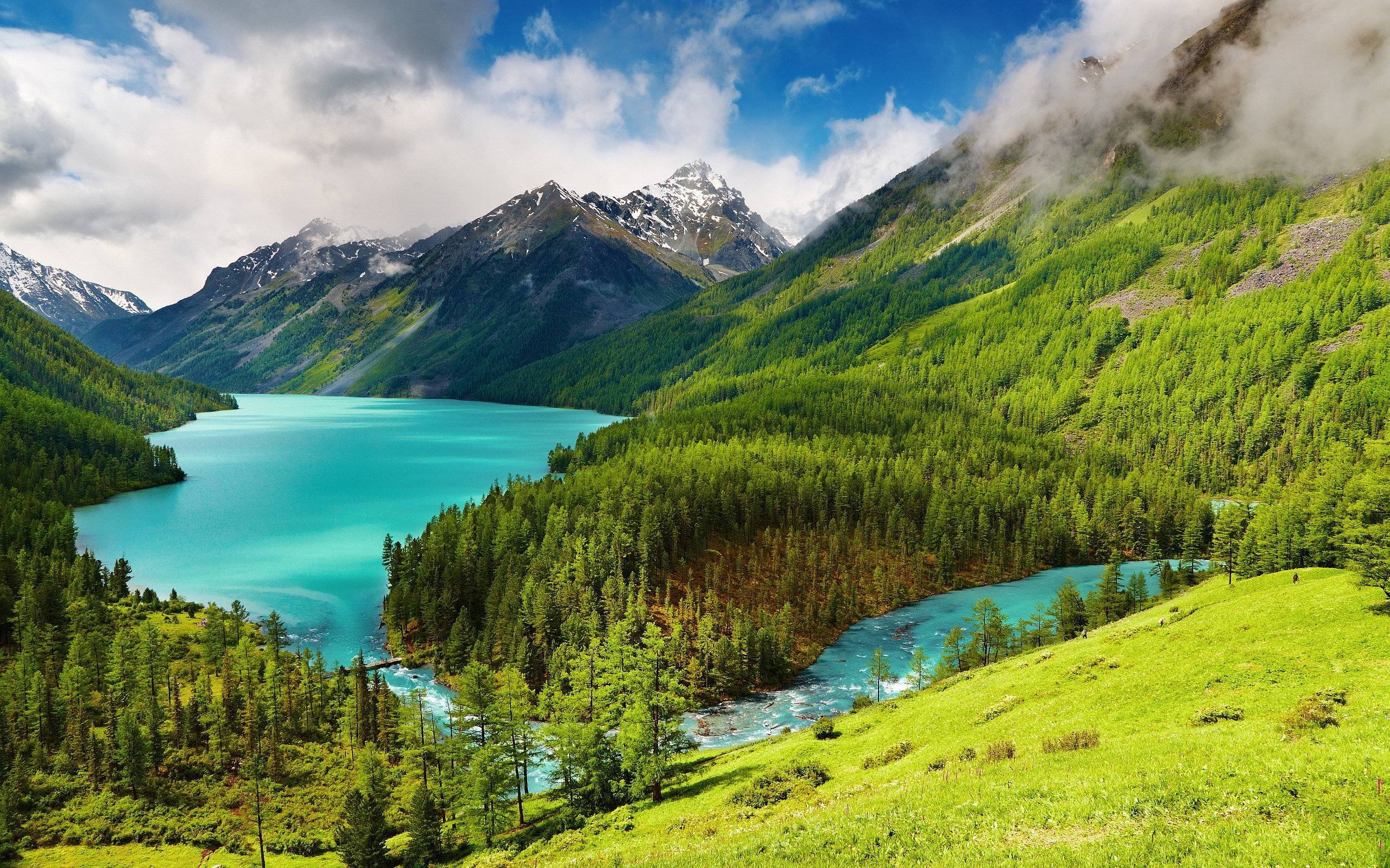 green mountain, vibrant turquoise lake, lush green mountains, 2K Desktop Wallpaper