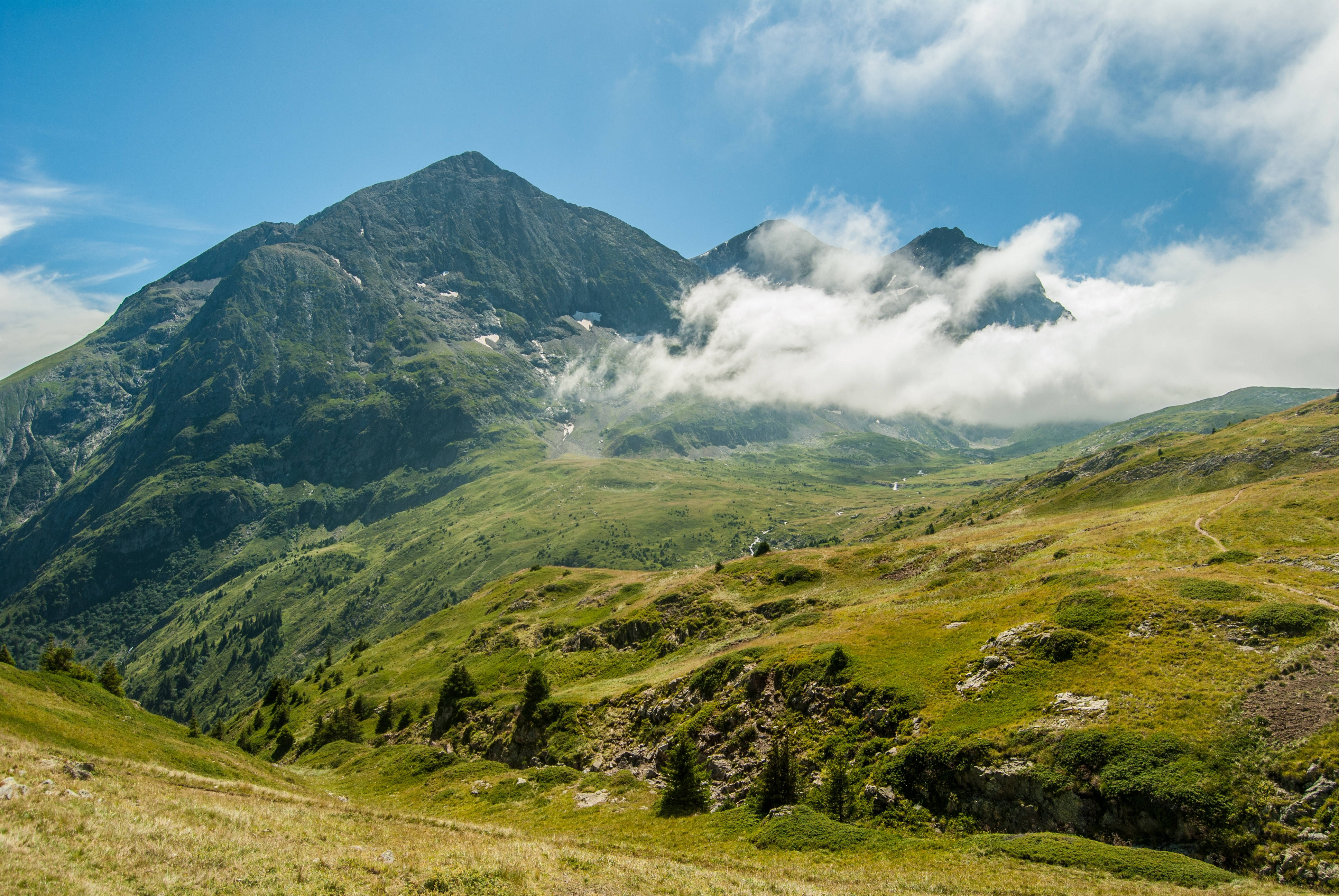 green mountains, green-capped mountains, rolling green hills, 4K Desktop Wallpaper