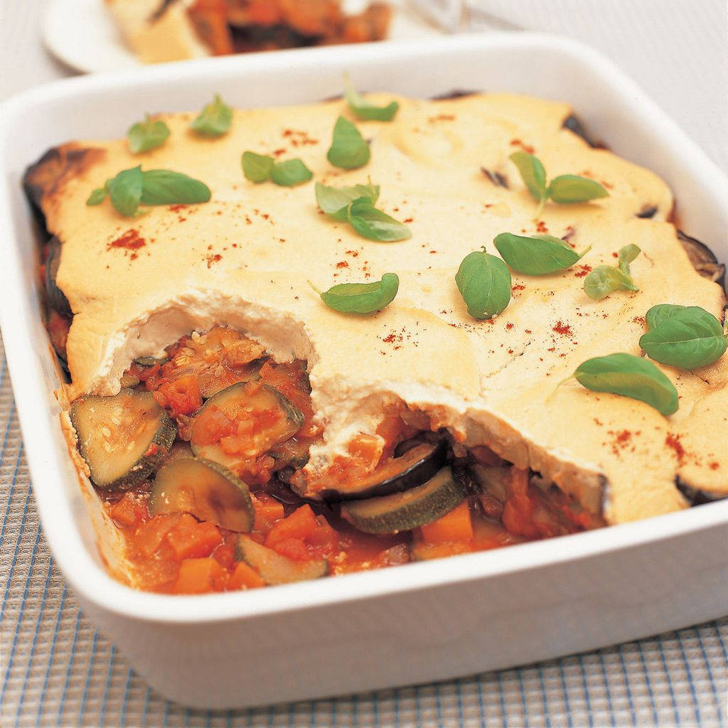 oven baked moussaka, slices of eggplant, golden-brown baked vegetable lasagna, SD Desktop Wallpaper
