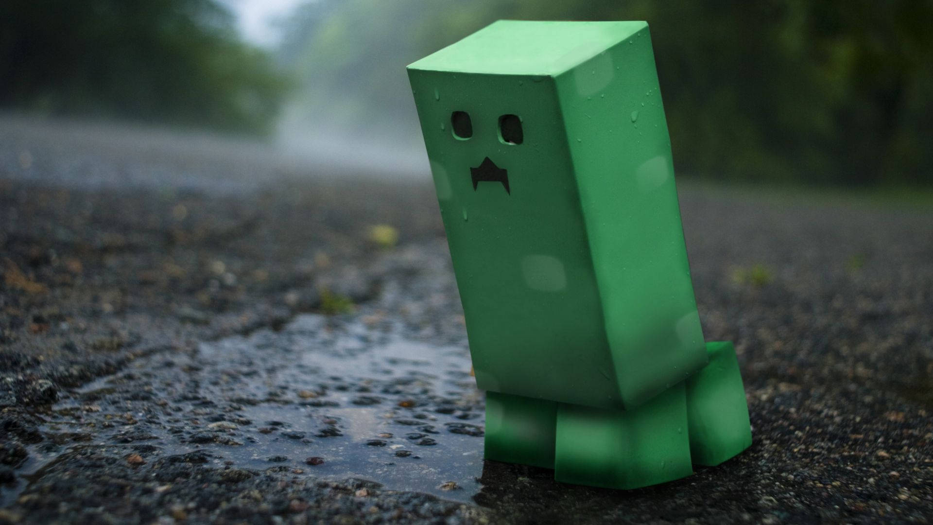 Moving Minecraft, sad creeper, green creeper figurine, Full HD Desktop Wallpaper