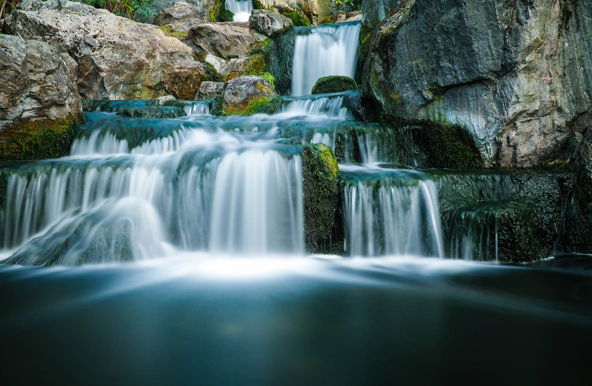 smooth flowing water, cascading waterfall, mossy rocks, Full HD Desktop Wallpaper