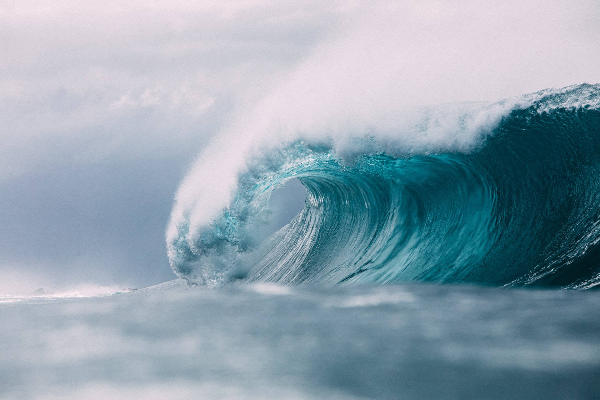 turquoise ocean wave, perfect barrel, frothy white spray, Full HD Desktop Wallpaper