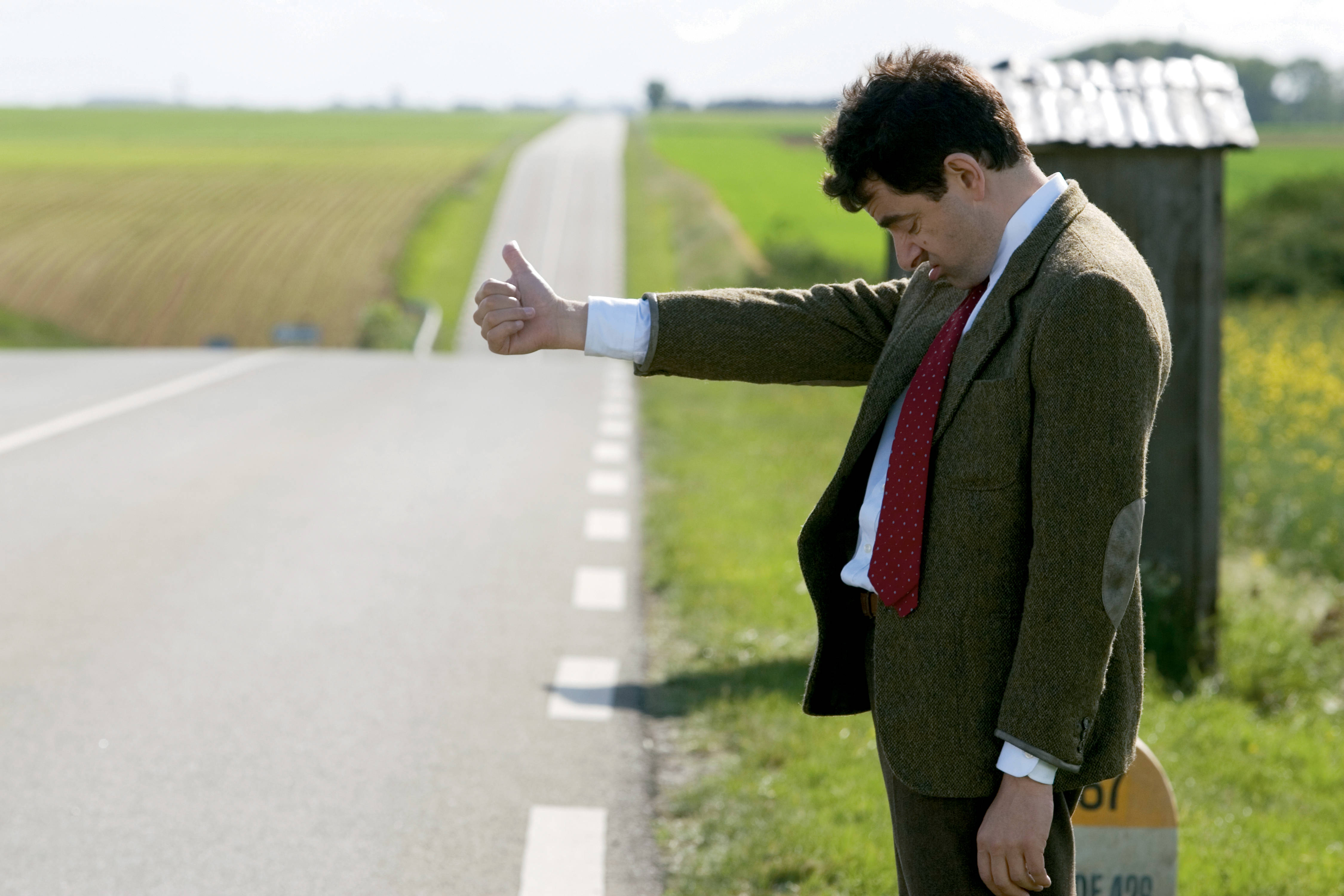 Mr Bean, tweed suit, rural road, 4K Desktop Wallpaper
