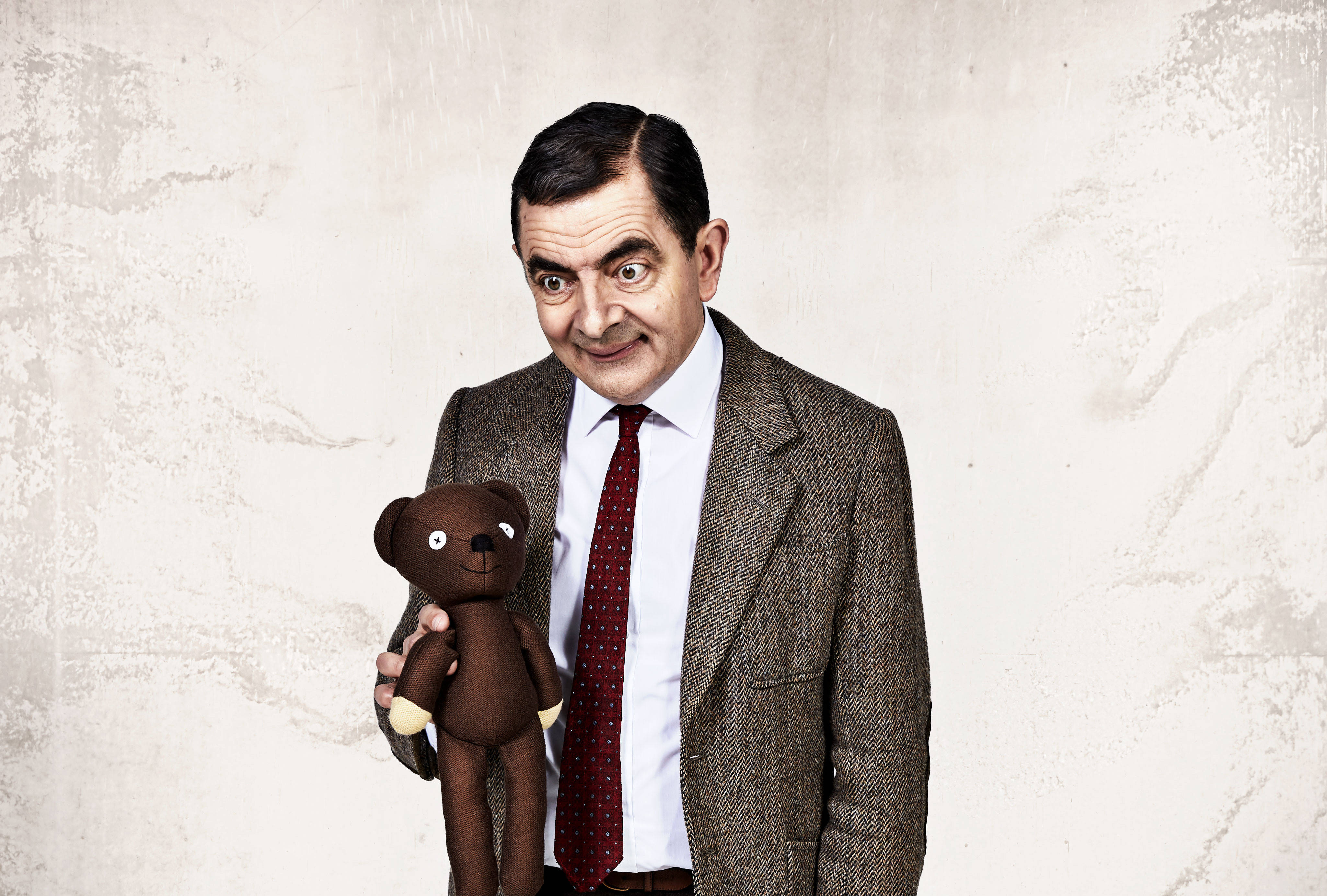 Mr Bean, tweed suit, brown teddy bear, 4K Desktop Wallpaper