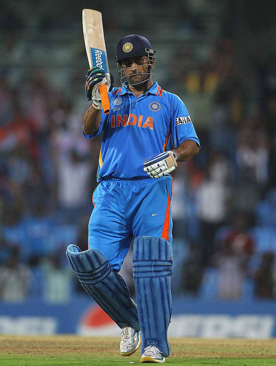 Ms Dhoni, blue uniform, lit stadium field, SD Phone Wallpaper