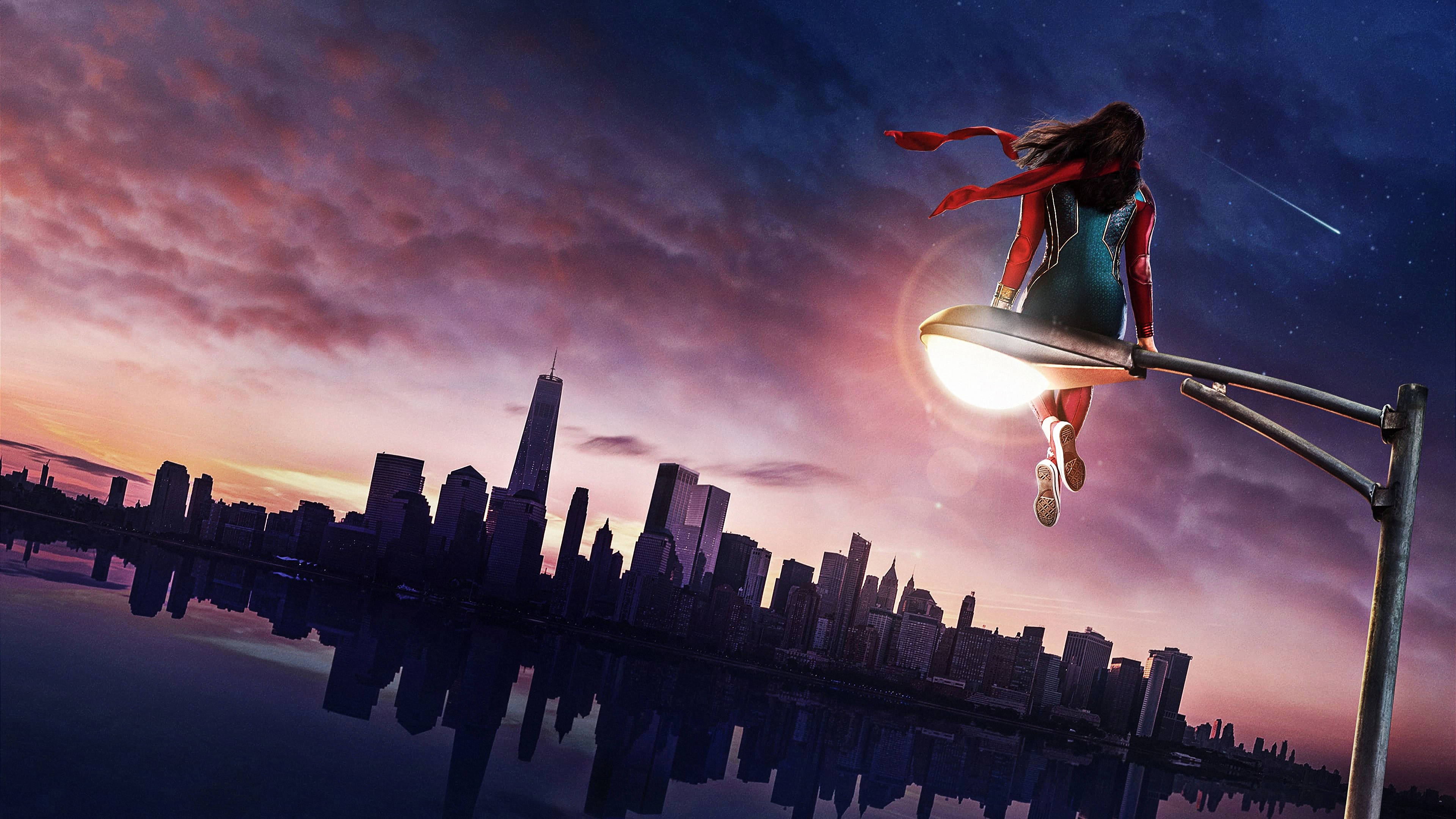 Ms Marvel, red and teal costume, glowing streetlamp, 4K Desktop Wallpaper