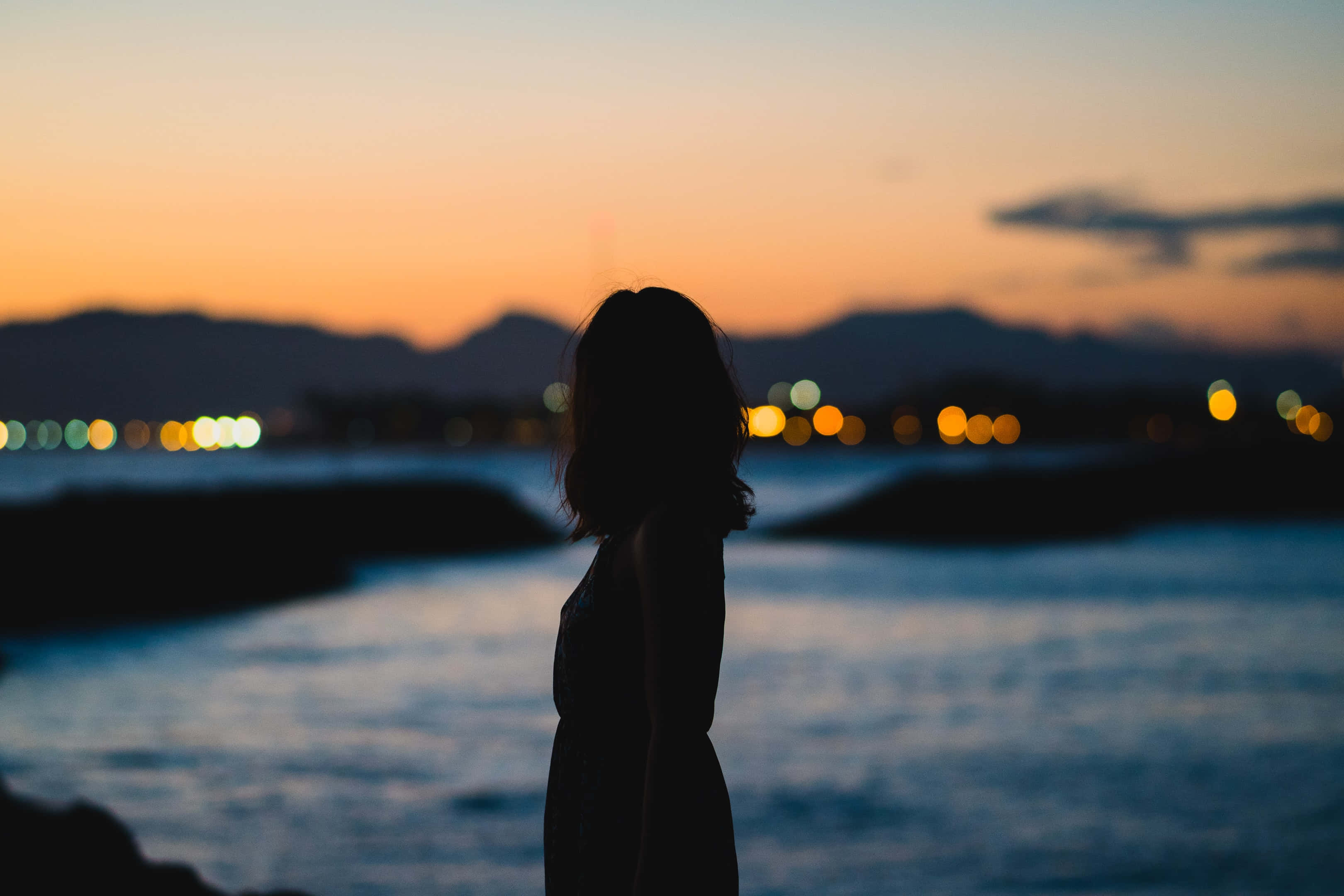 Mujer Soltera, twilight, water, 2K Desktop Wallpaper