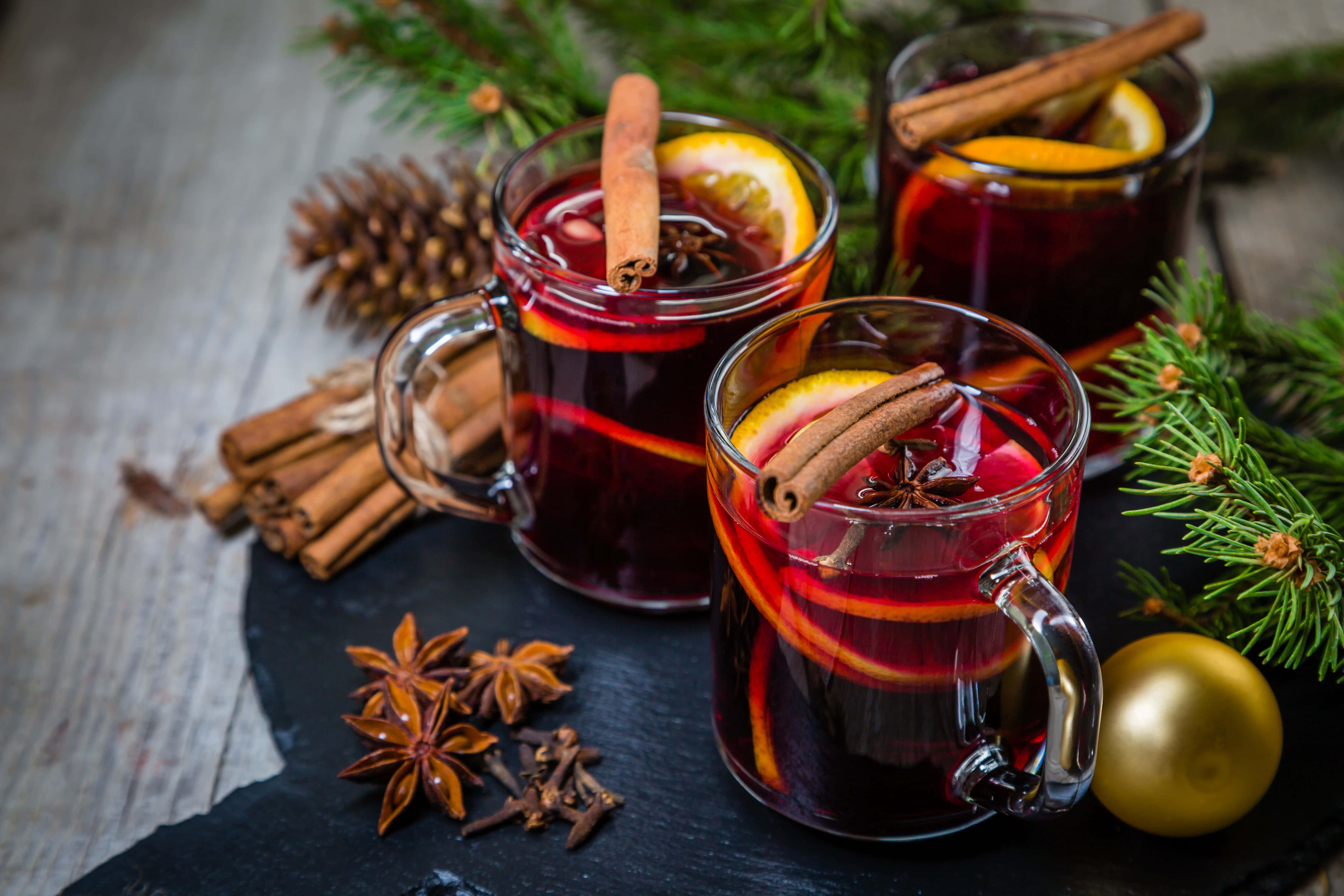 mulled wine, cinnamon sticks, orange slices, 5K Desktop Wallpaper