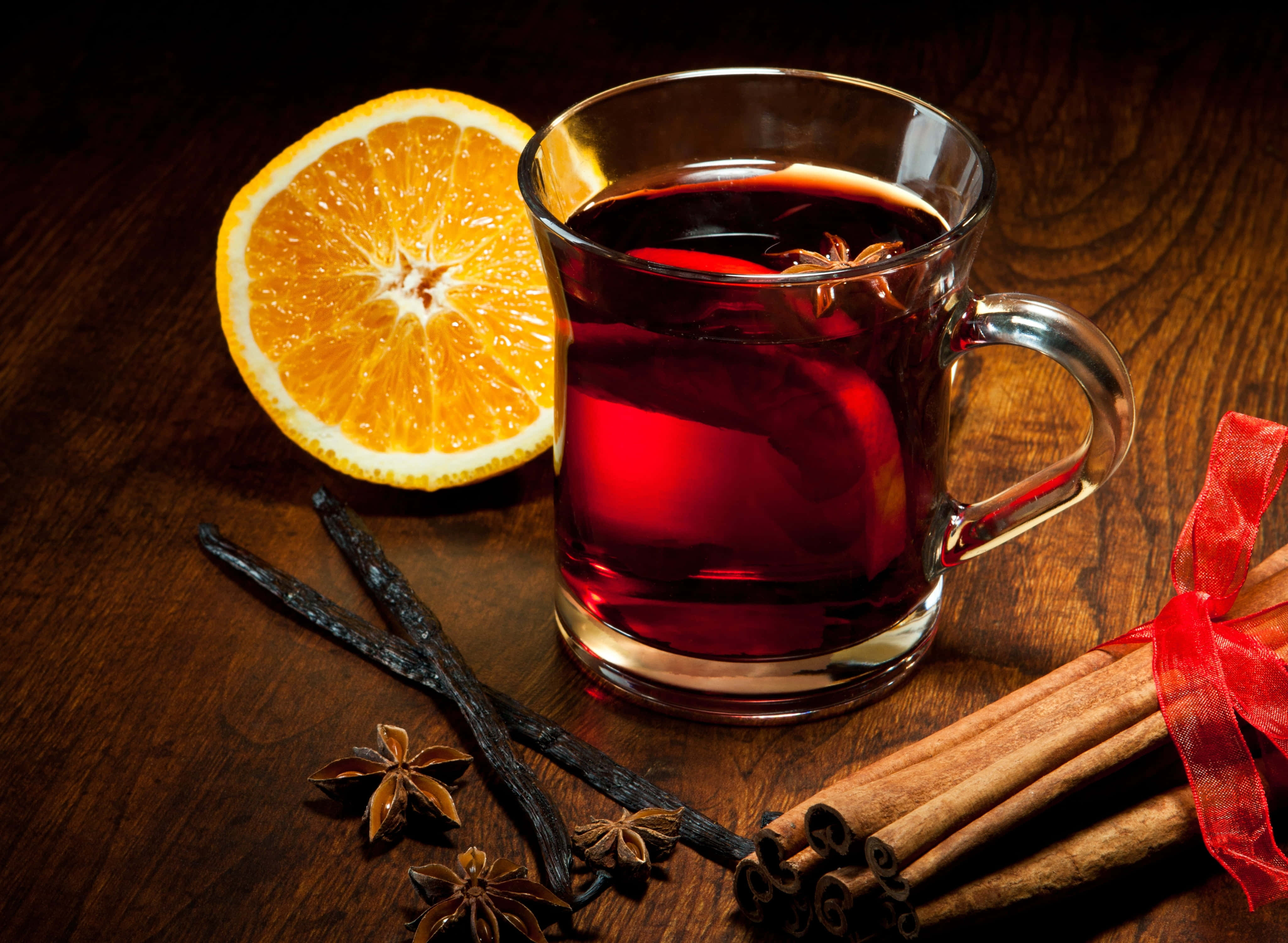 mulled wine, glass mug, sliced orange, 4K Desktop Wallpaper
