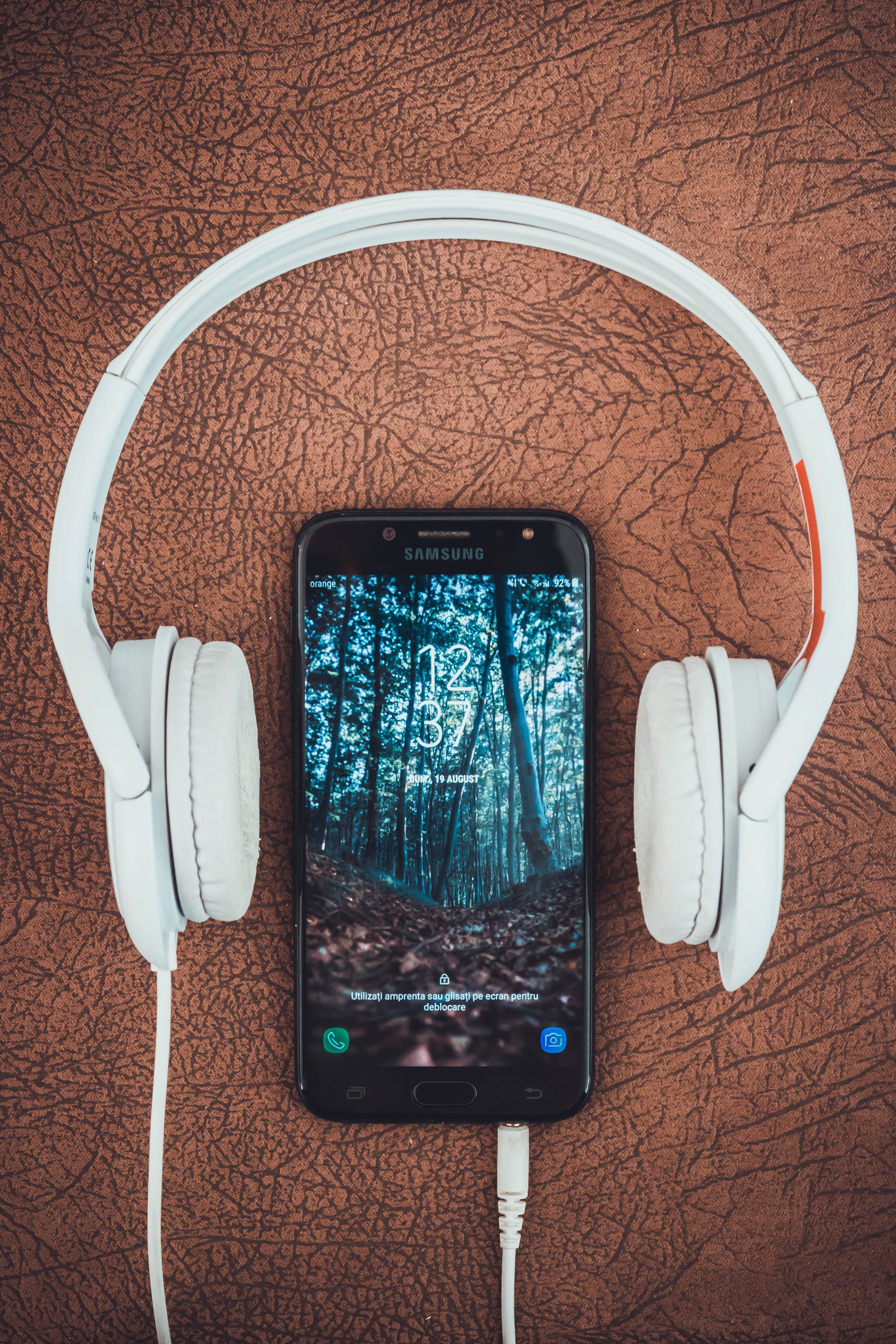 Music 4K Headphones, white over-ear headphones, smartphone, 4K Phone Wallpaper