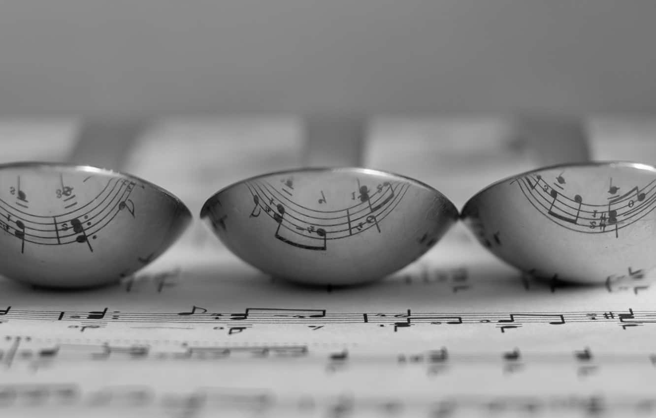 black and white teaspoon, metallic spoons, musical notes, HD Desktop Wallpaper