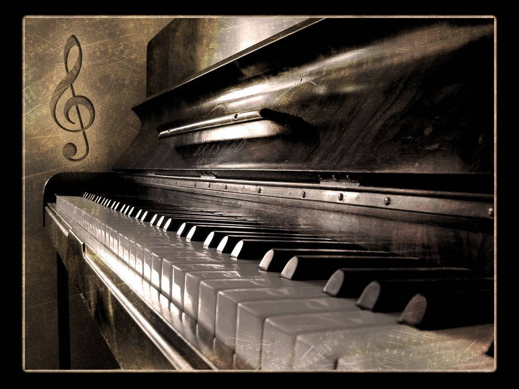 vintage grand piano, treble clef symbol, textured wall, SD Desktop Wallpaper