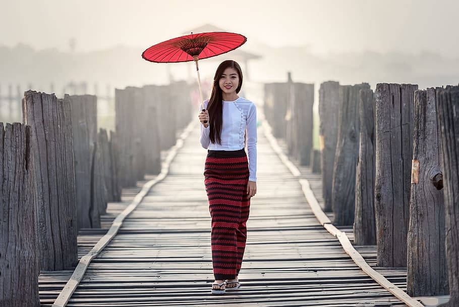 Myanmar, red umbrella, traditional attire, SD Desktop Wallpaper