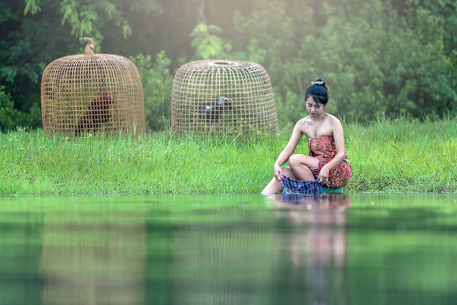 Myanmar, girl, washing clothes, SD Desktop Wallpaper