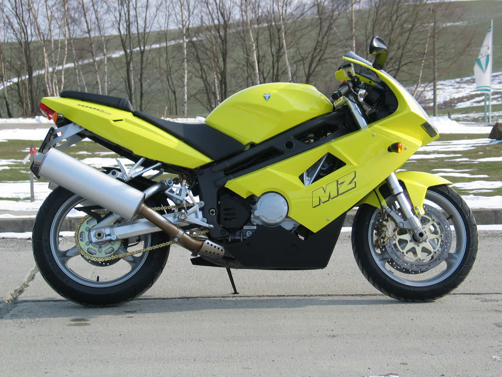 MZ Motorcycle, bright yellow, black accents, HD Desktop Wallpaper