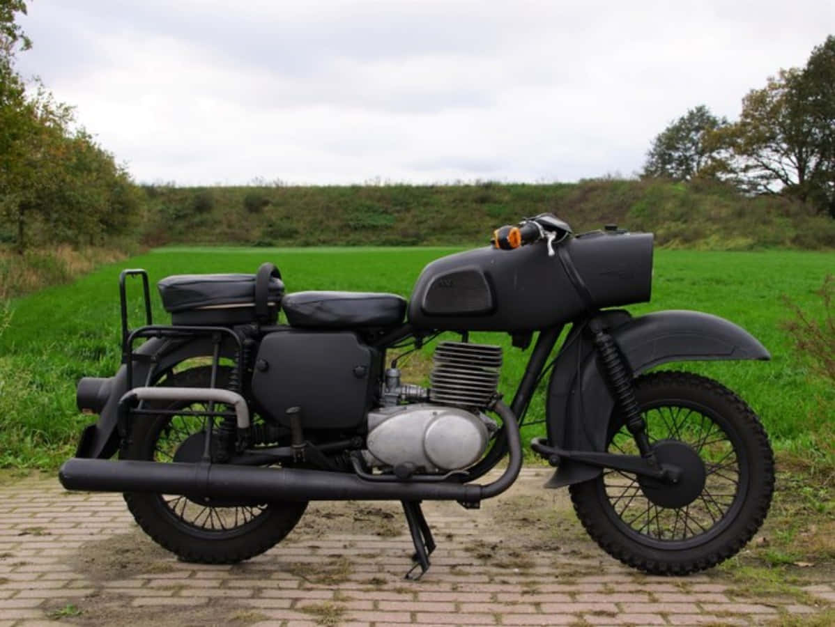 MZ Motorcycle, matte black, vintage motorcycle, SD Desktop Wallpaper