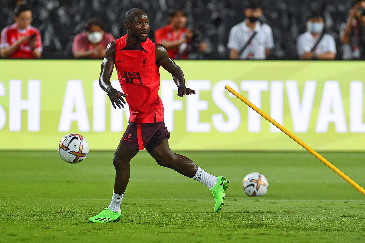 Naby Keita, neon green shoes, red training gear, SD Desktop Wallpaper