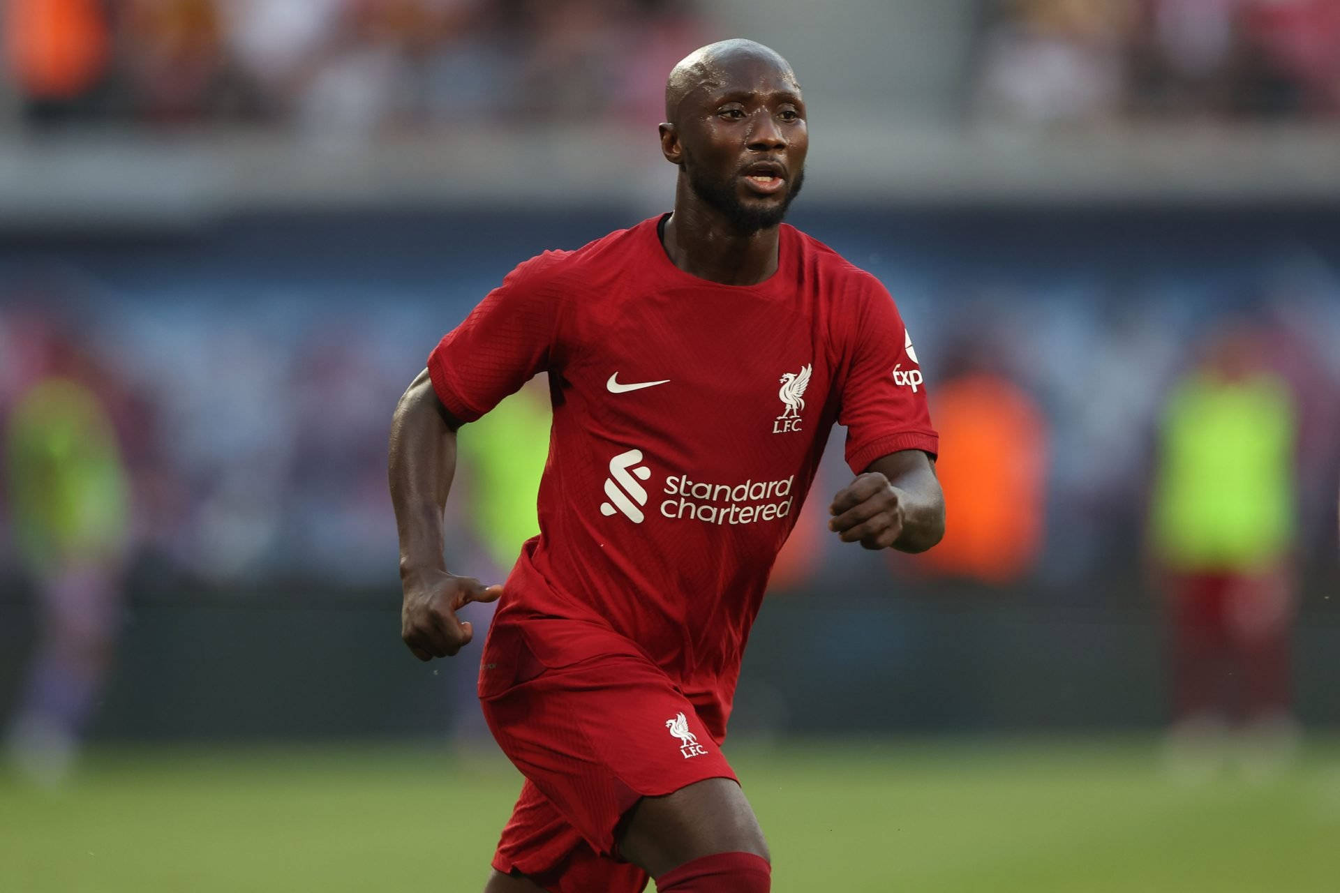 Naby Keita, red Liverpool kit, green pitch, Full HD Desktop Wallpaper