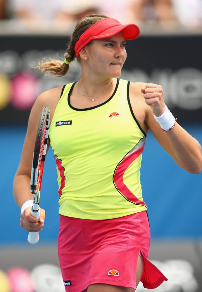 Nadia Petrova, neon yellow, pink, SD Phone Wallpaper