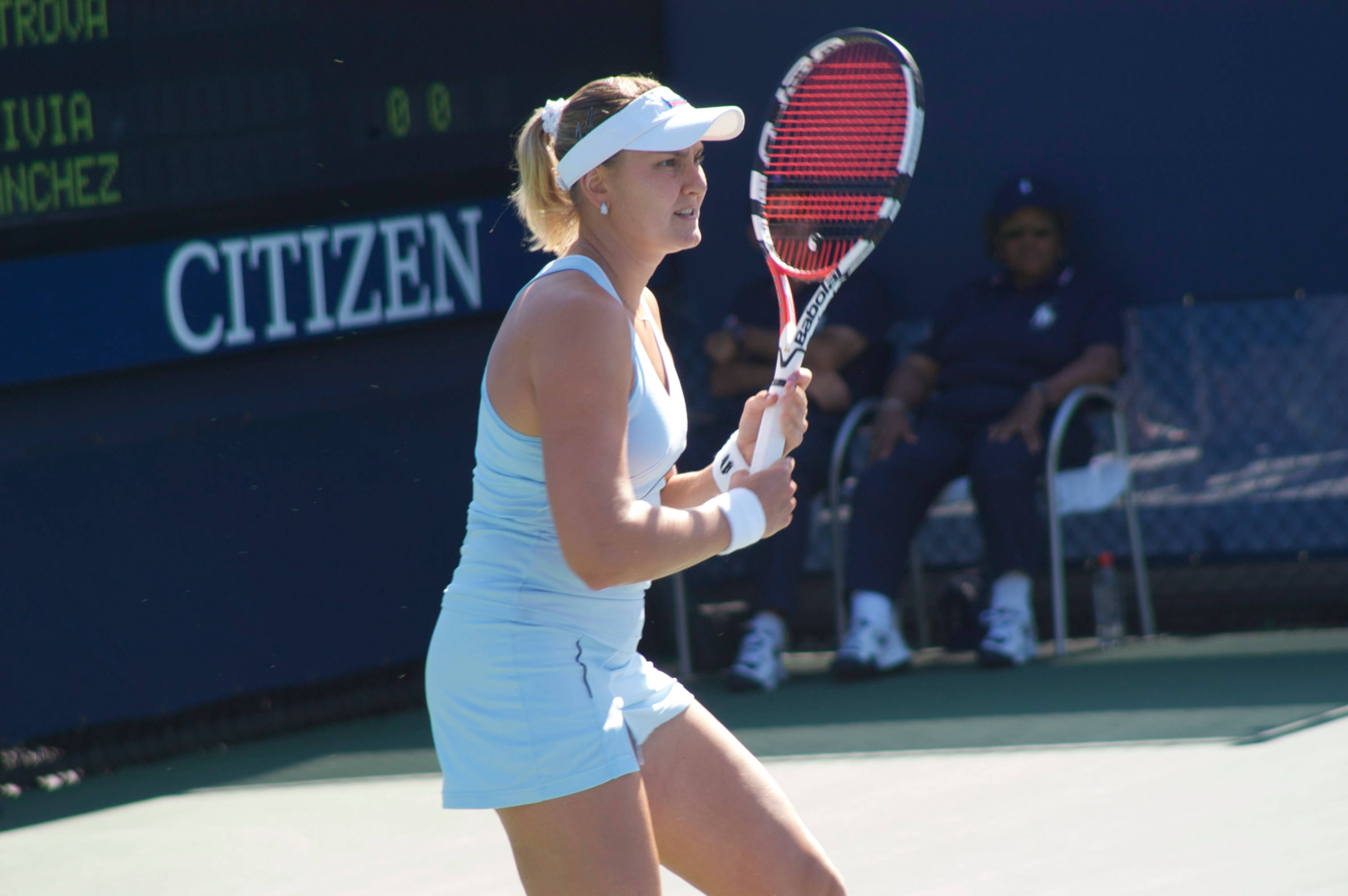 Nadia Petrova, light blue athletic gear, red and white racket, 2K Desktop Wallpaper