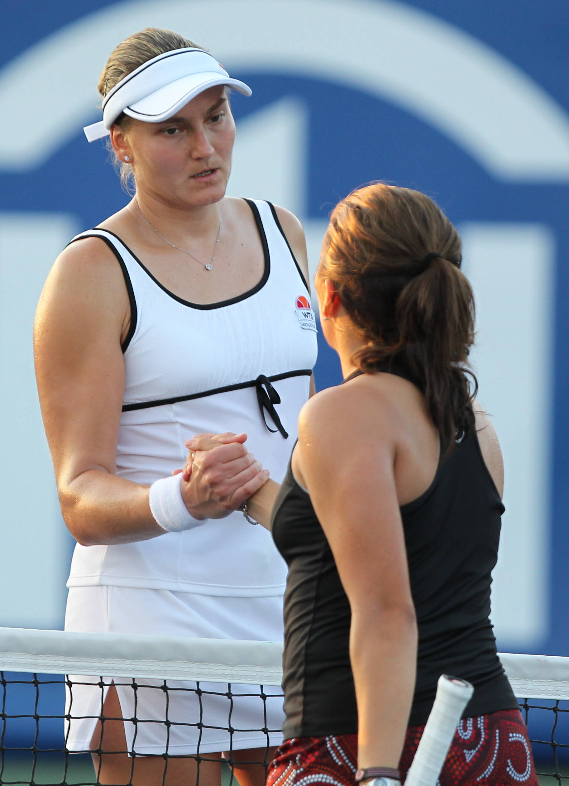 Nadia Petrova, tennis players, shaking hands, Full HD Phone Wallpaper