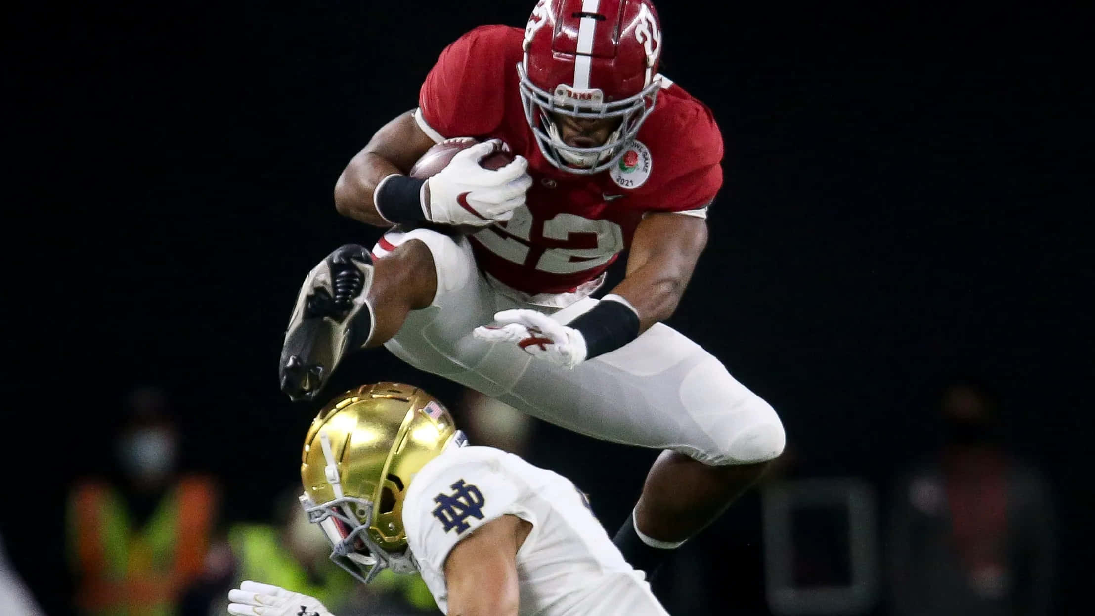 Najee Harris, red jersey, golden helmet, Full HD Desktop Wallpaper