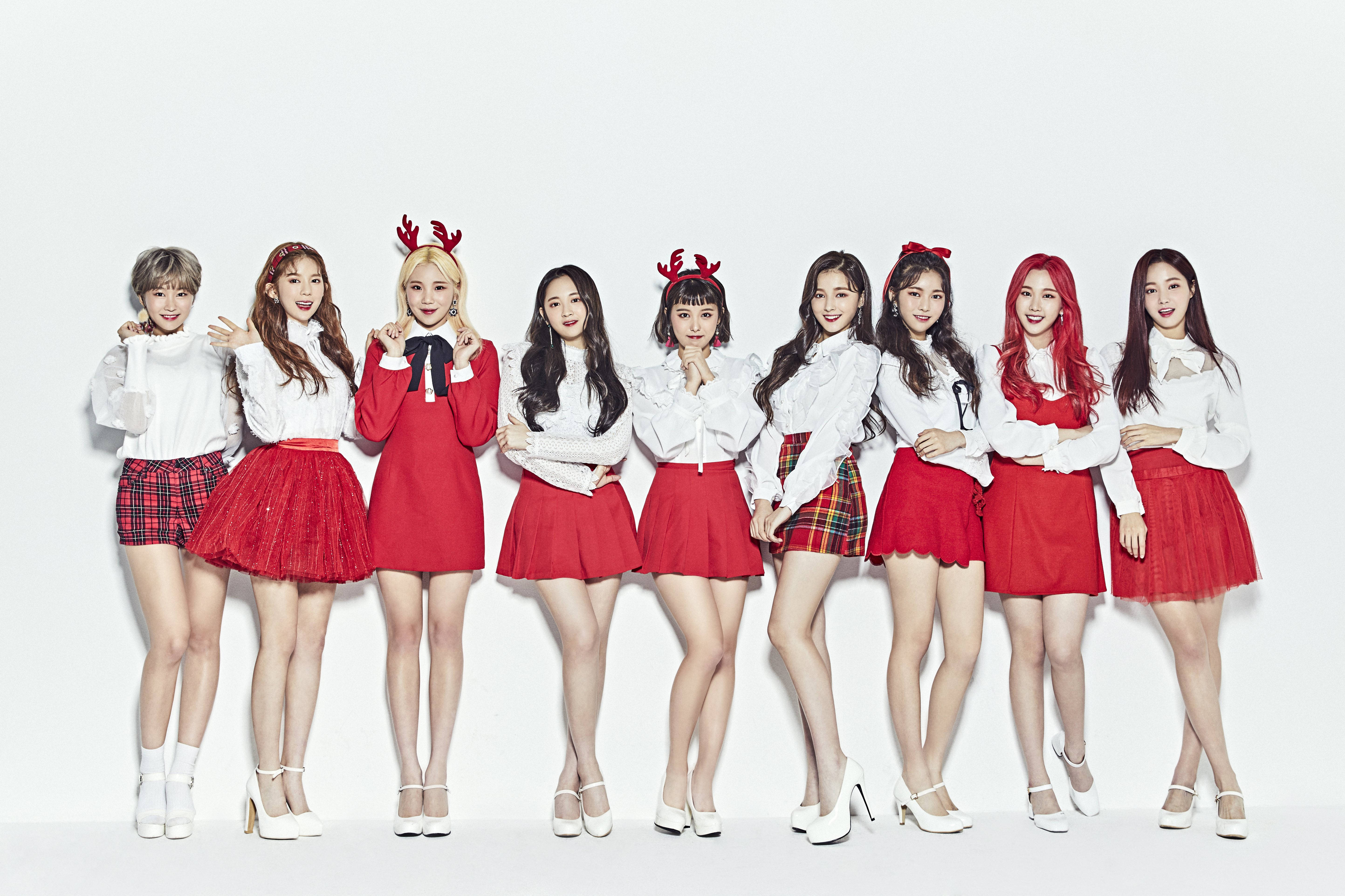 Nancy Momoland HD, Christmas-Themed Shoot, red and white outfits, 5K Desktop Wallpaper