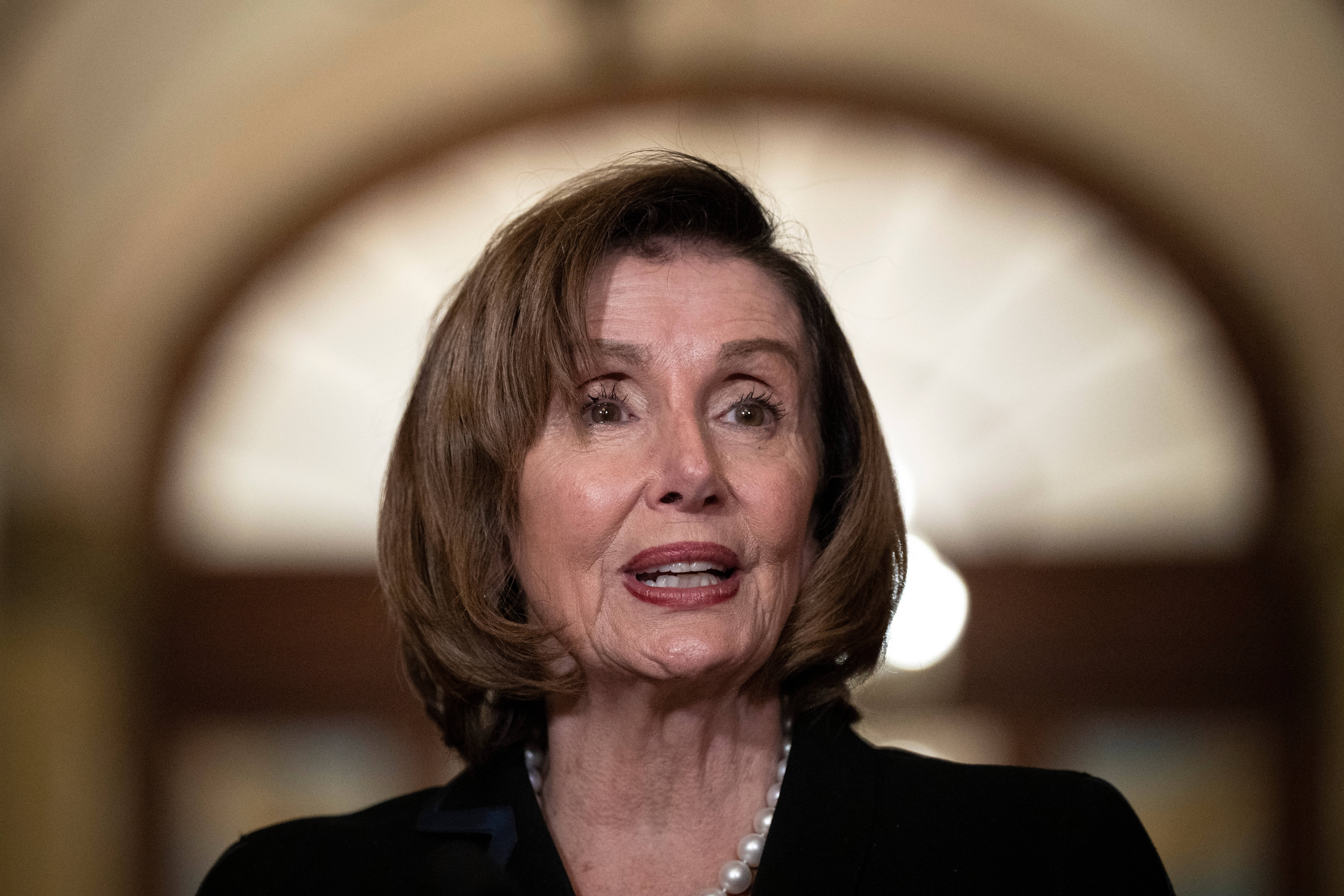 Nancy Pelosi, black blazer, pearl necklace, 5K Desktop Wallpaper