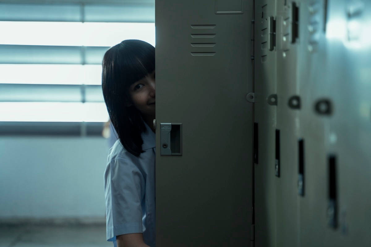 Nanno, school uniform, metal locker, SD Desktop Wallpaper