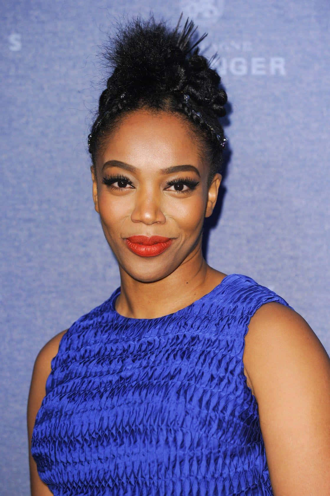 Naomi Ackie, blue dress, royal blue textured dress, HD Phone Wallpaper